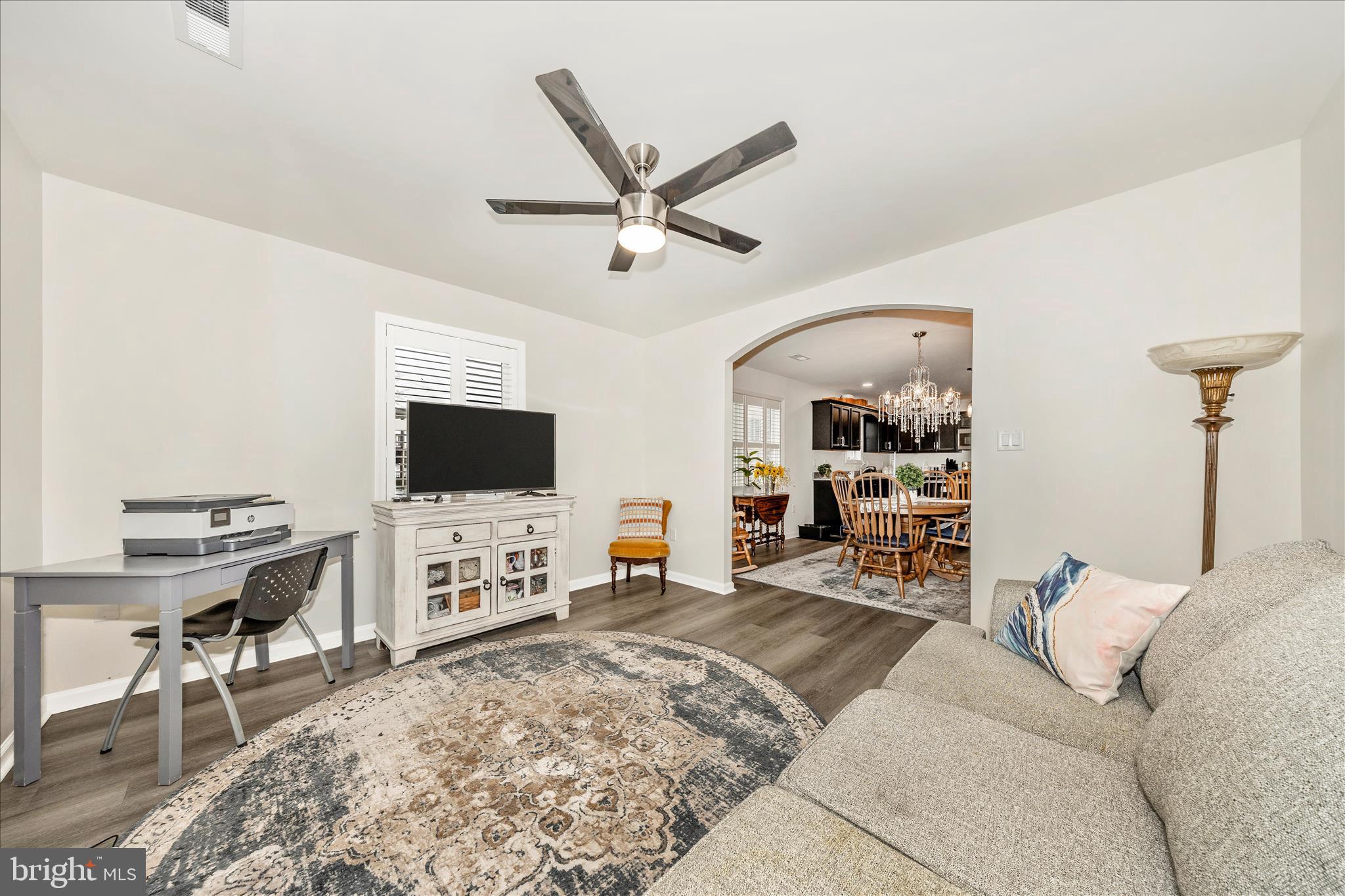 EMERALD POINTE - Residential