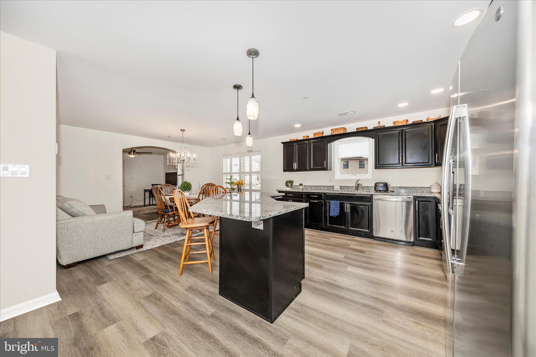 EMERALD POINTE - Residential