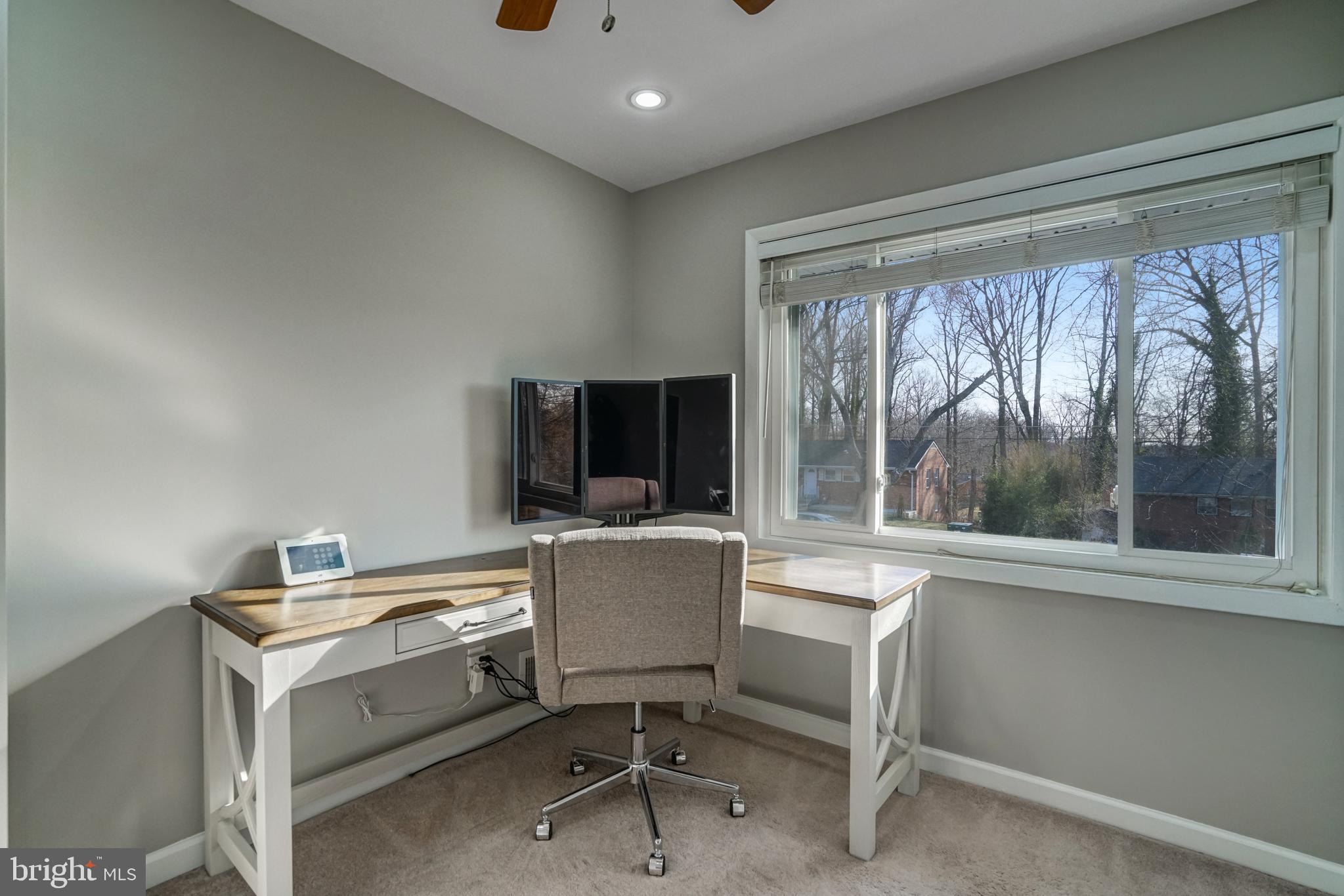 NORTH SPRINGFIELD - Residential