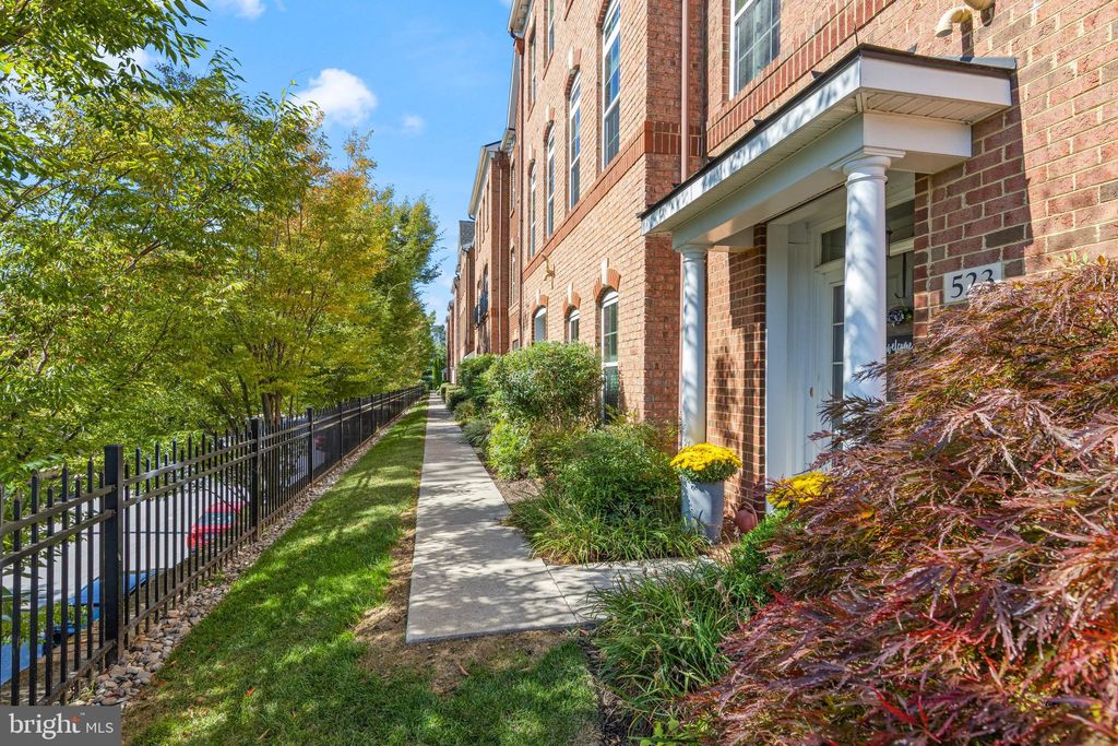 Photo of 523 Raymond Drive #46, WEST CHESTER, PA 19380 (MLS # PACT2110296)