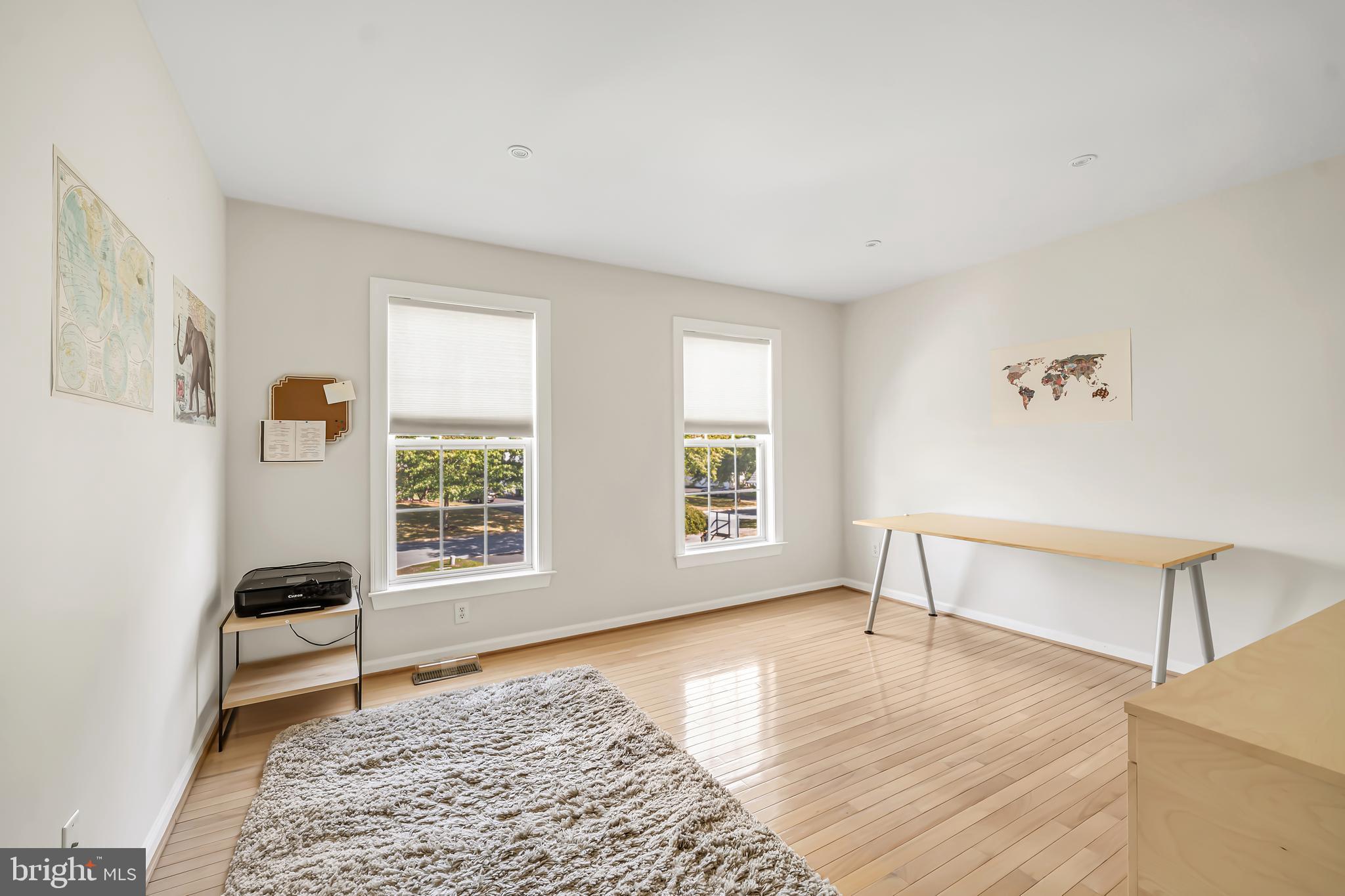 STONEY FORD ESTATE - Residential