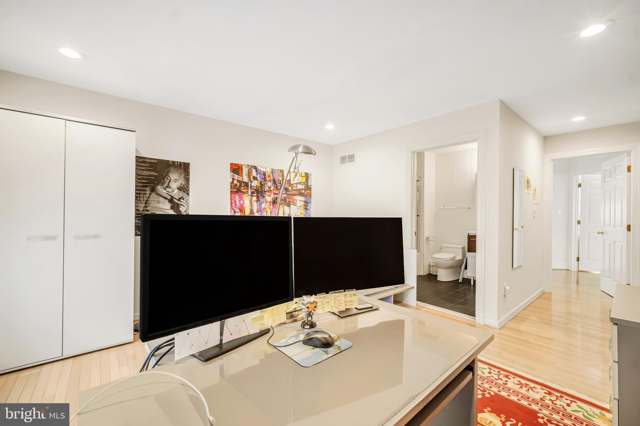 STONEY FORD ESTATE - Residential