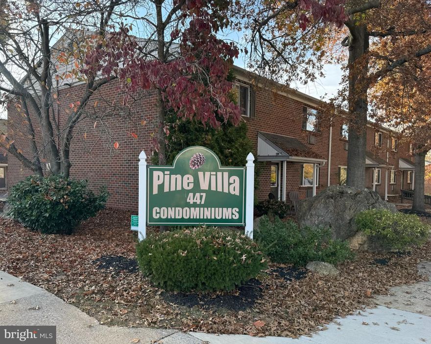 This charming condo is calling your name. At 447 Pine Street #F-4, you will find opportunity knocking at your doorstep. Whether you plan to flip, rent-out, or live in this unit, there is an APHW HOME WARRANTY.
