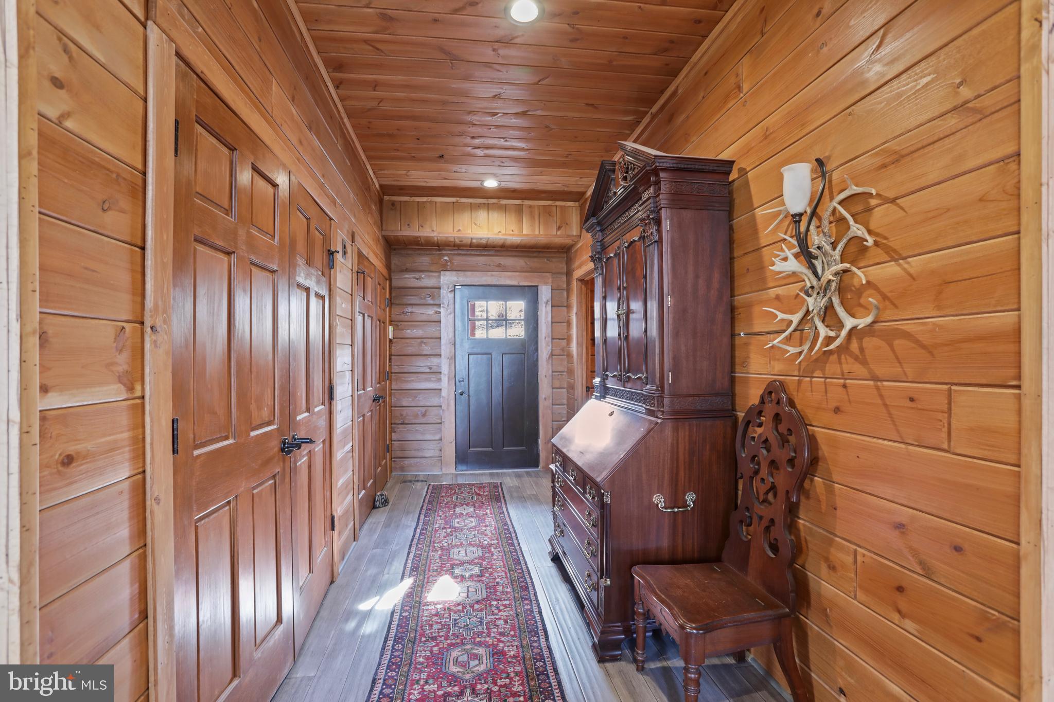 CALMES NECK ESTATES - Residential