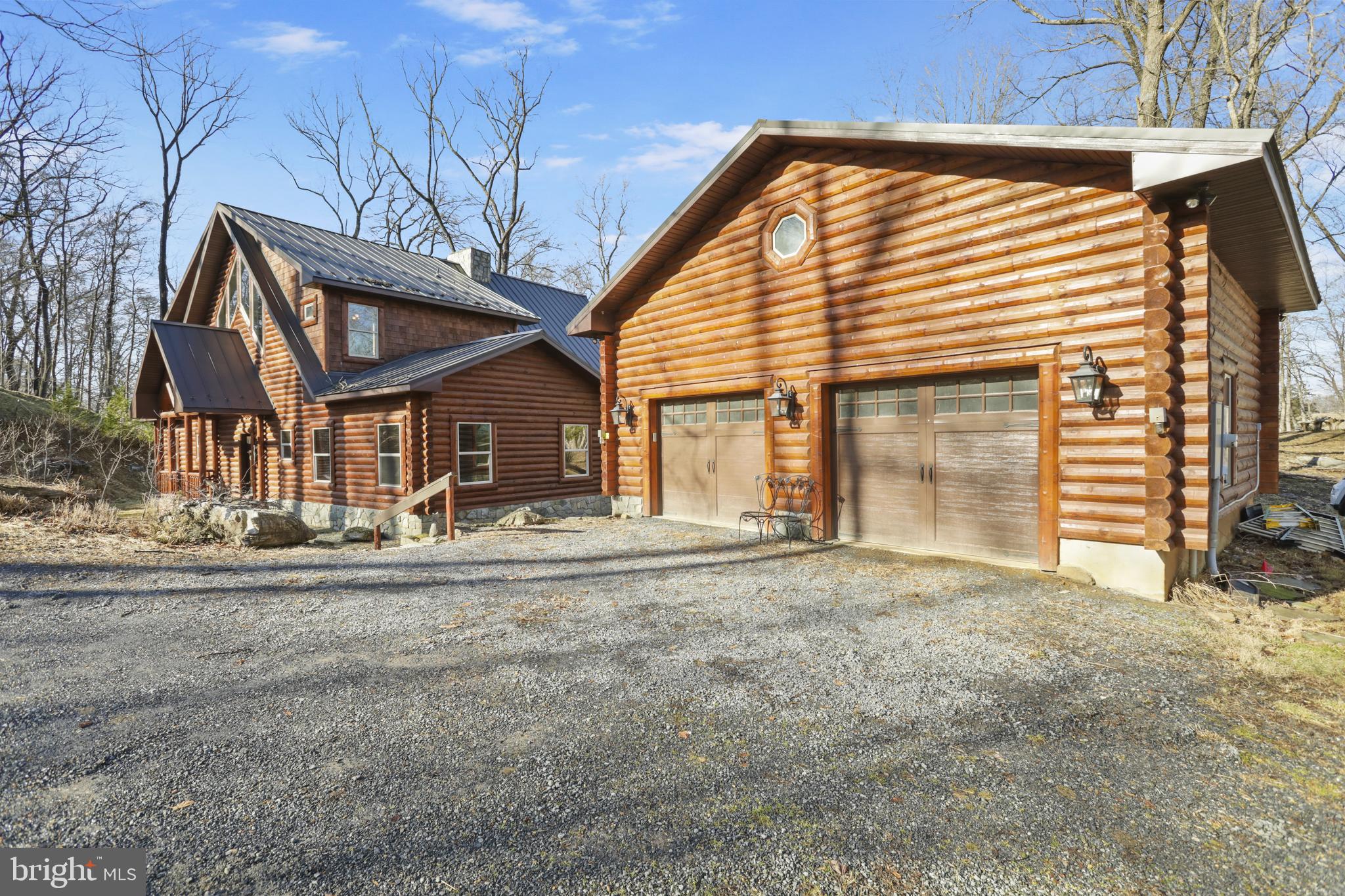 CALMES NECK ESTATES - Residential