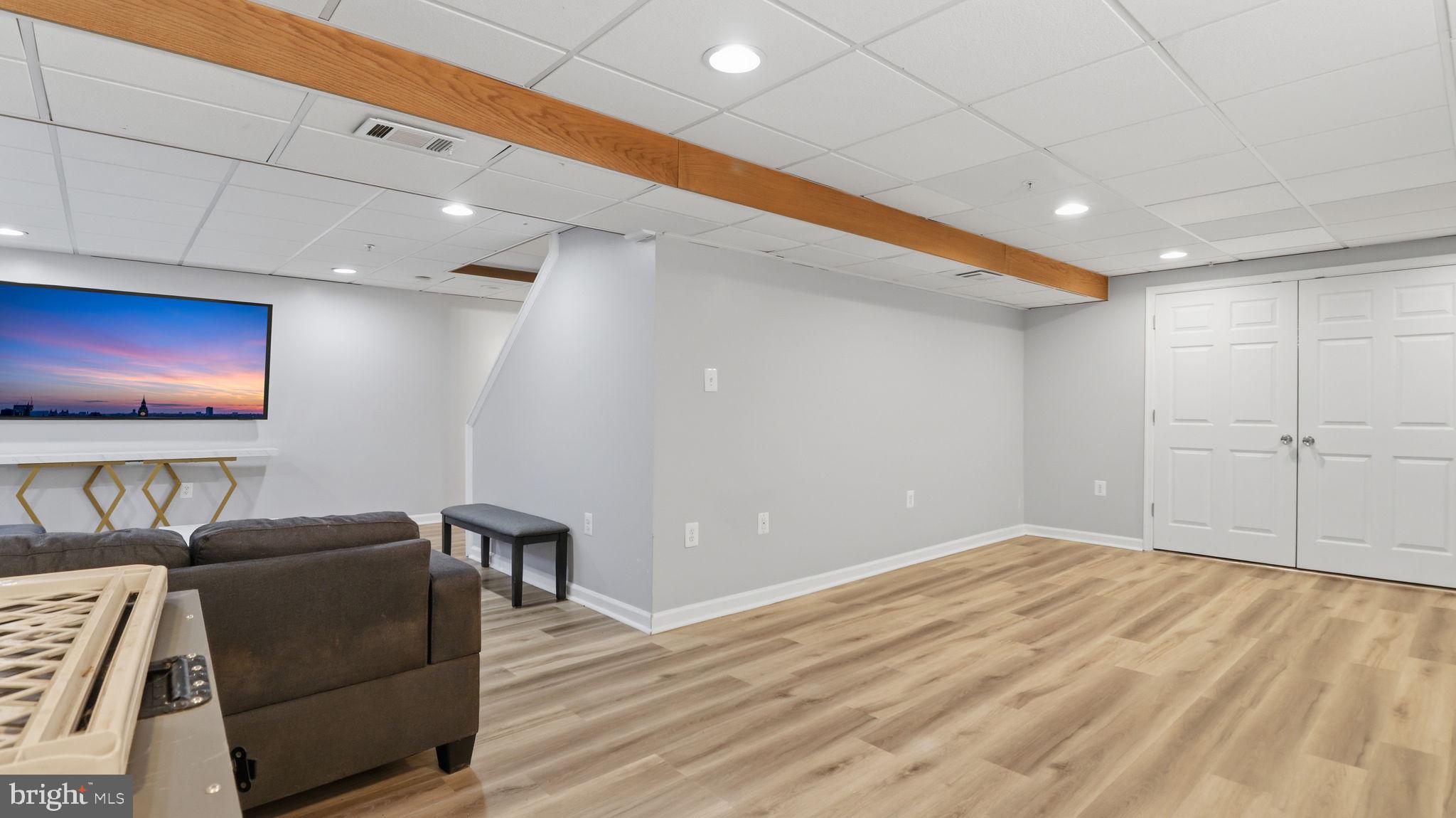 HIGHLAND MEADOWS PLAT 7 - Residential