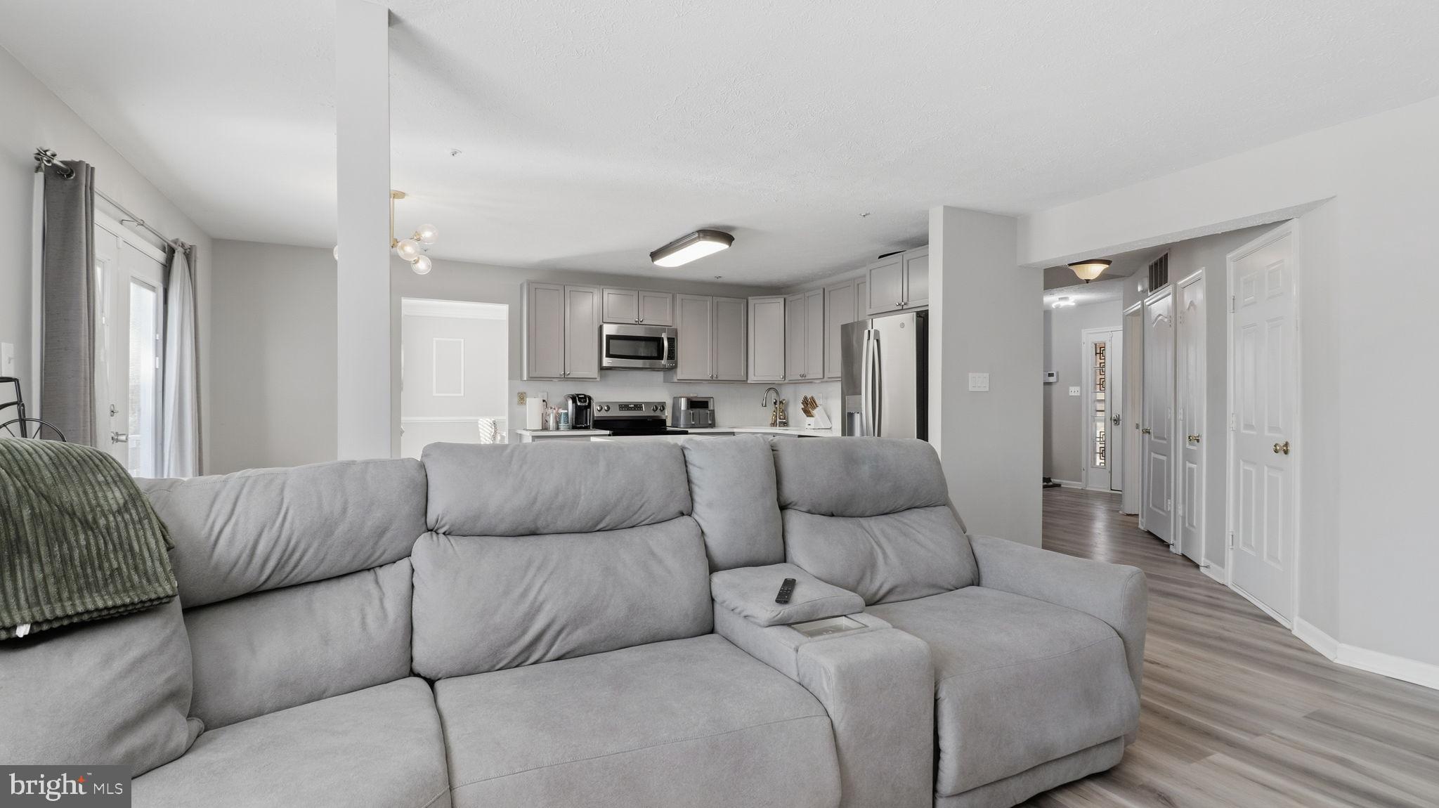 HIGHLAND MEADOWS PLAT 7 - Residential