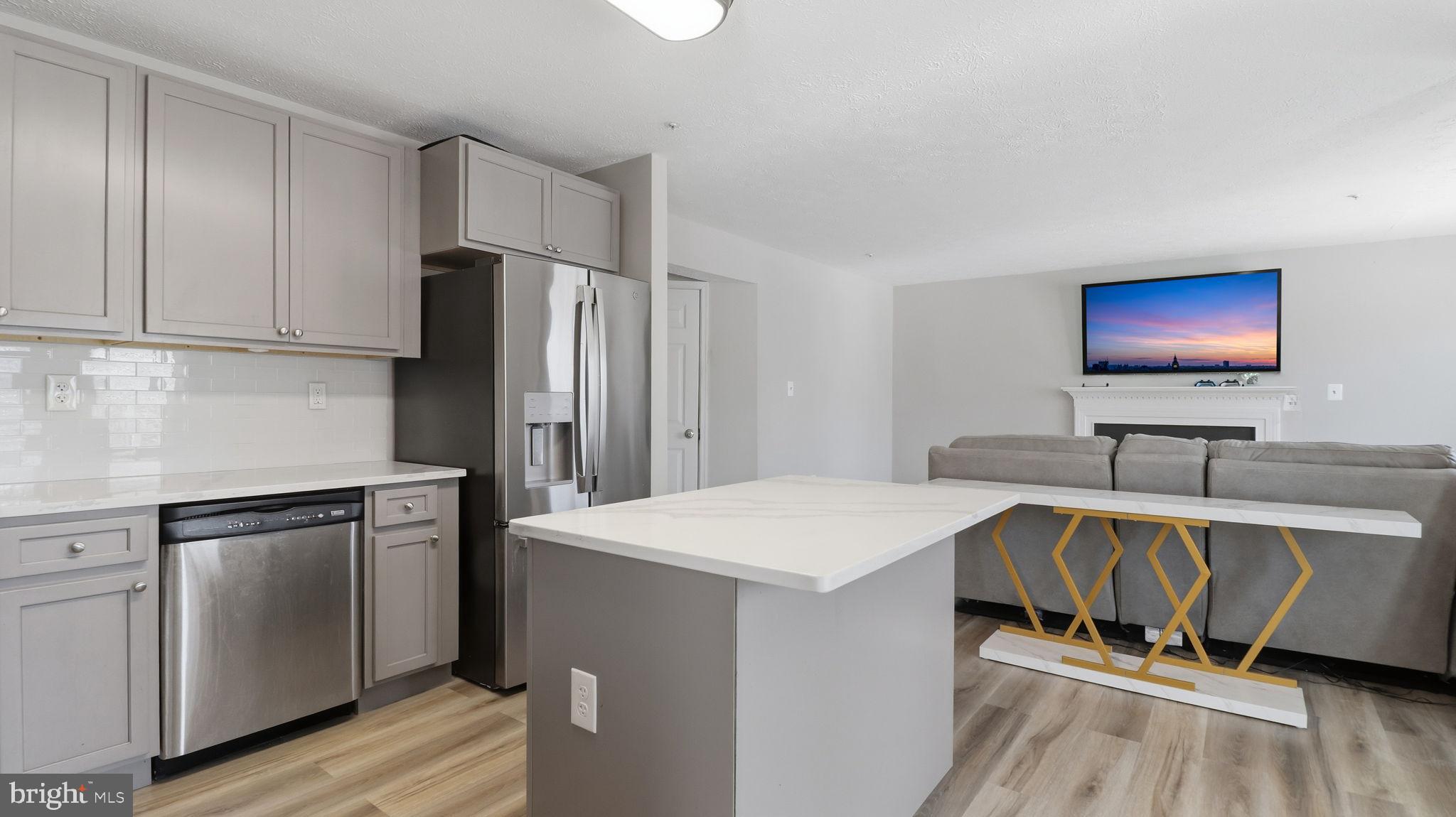 HIGHLAND MEADOWS PLAT 7 - Residential