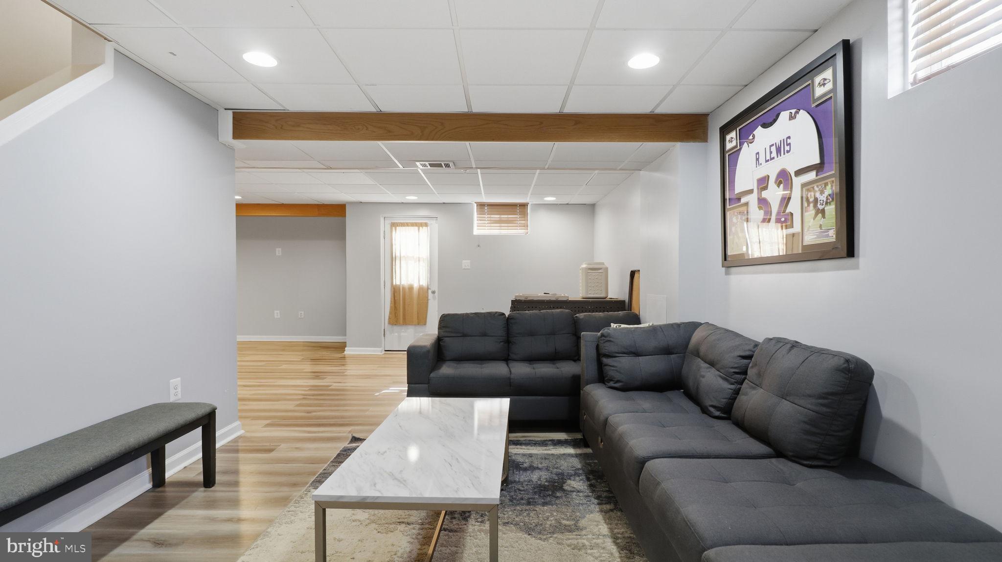 HIGHLAND MEADOWS PLAT 7 - Residential