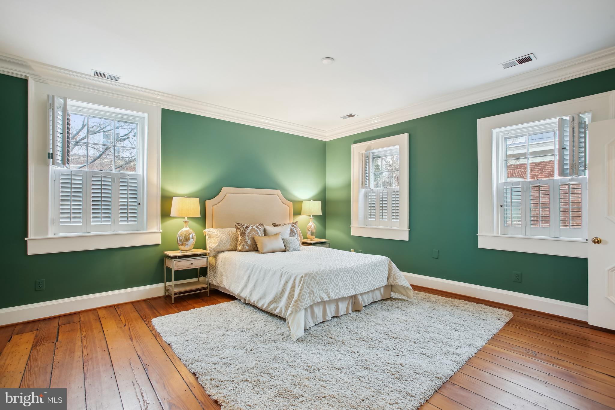 ST JOHNS SQUARE - Residential