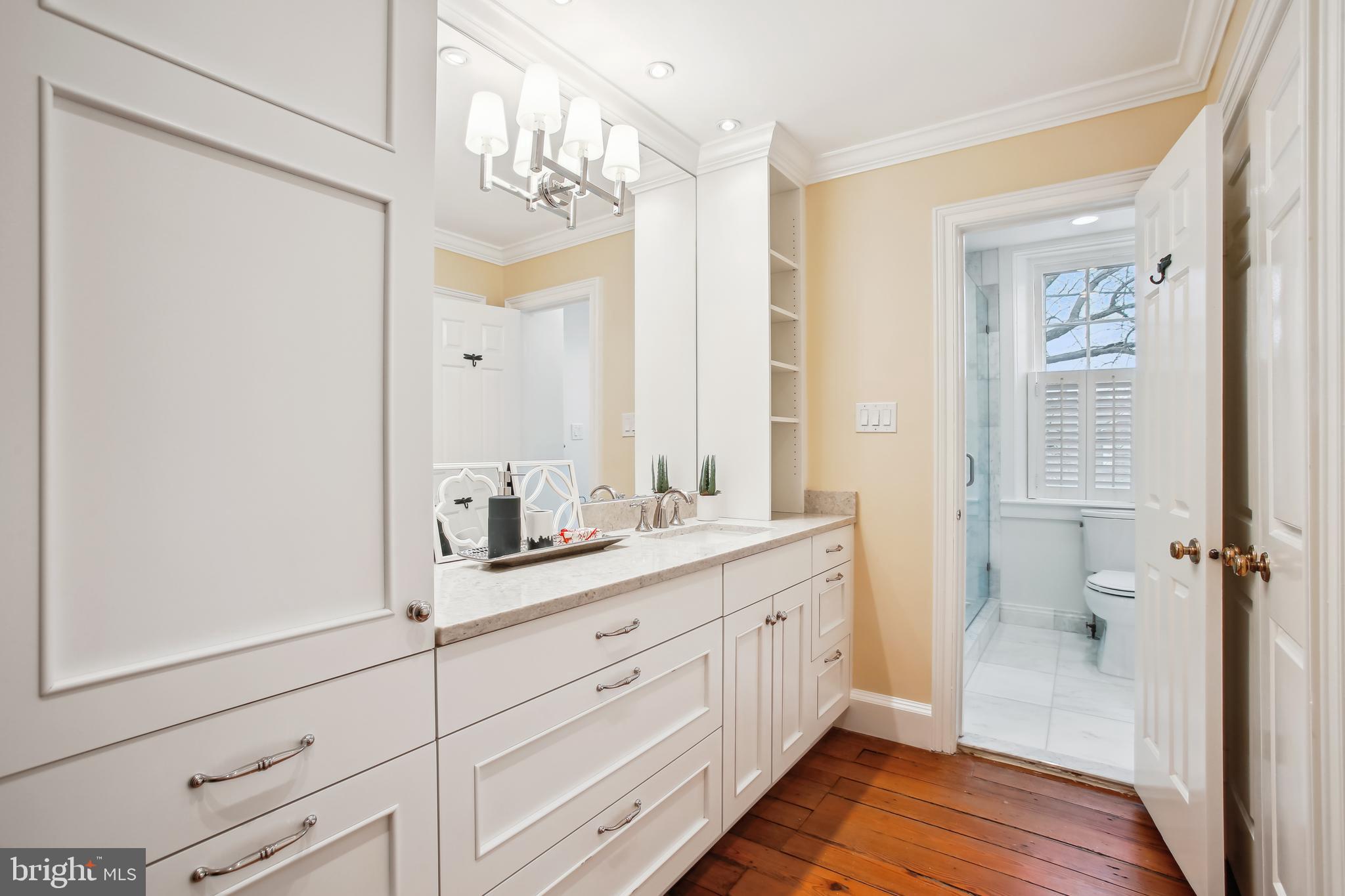 ST JOHNS SQUARE - Residential