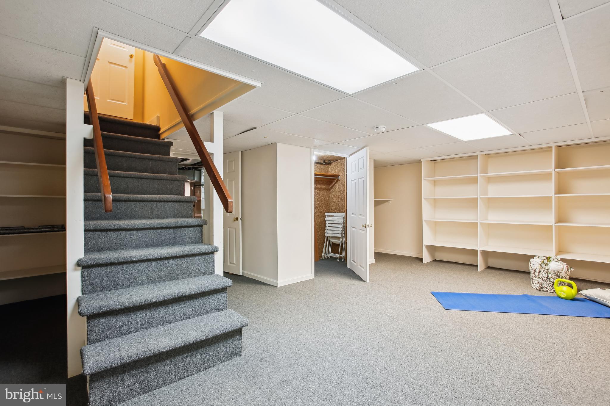 ST JOHNS SQUARE - Residential