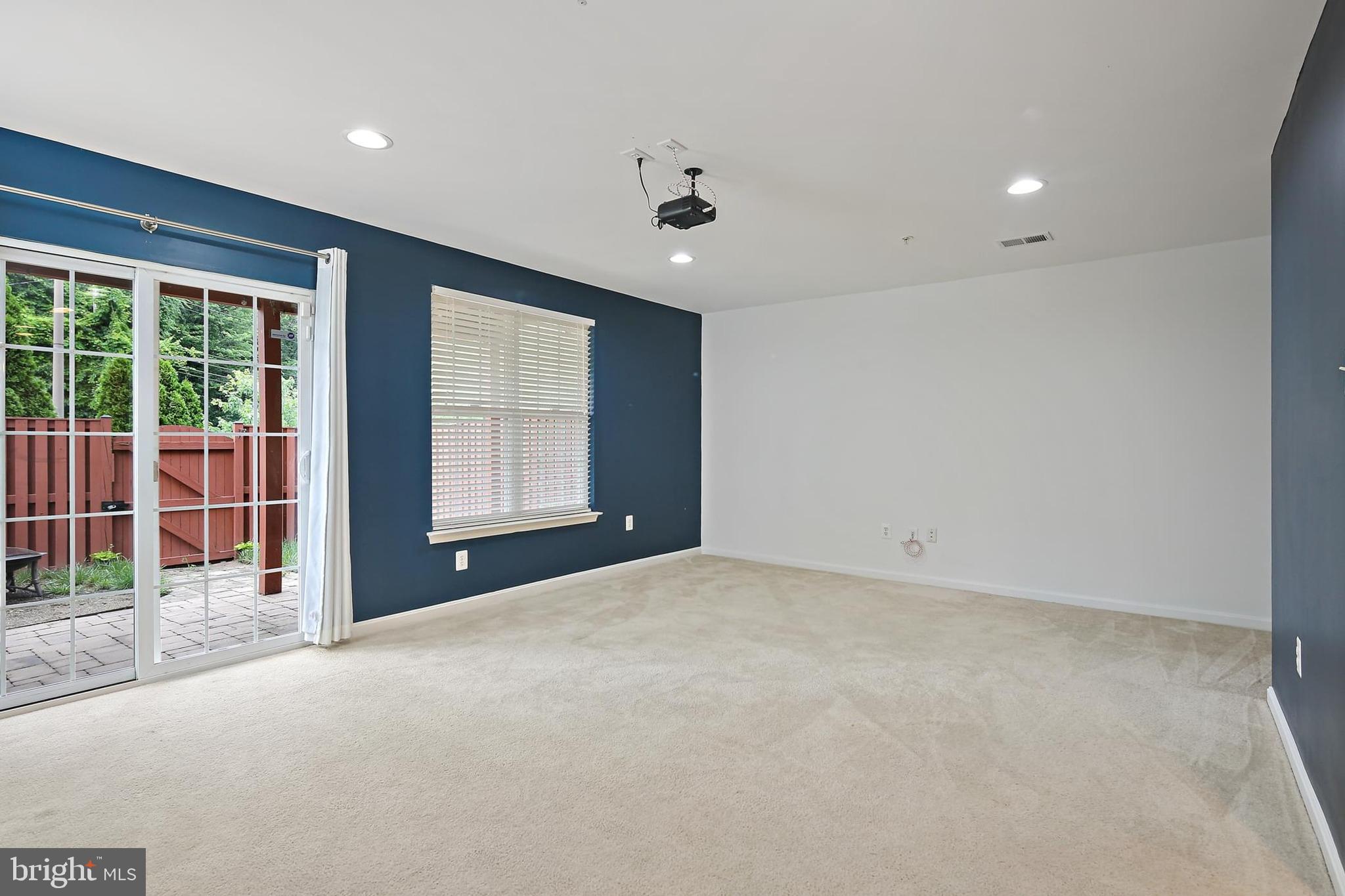 JENNIFER MEADOWS - Residential