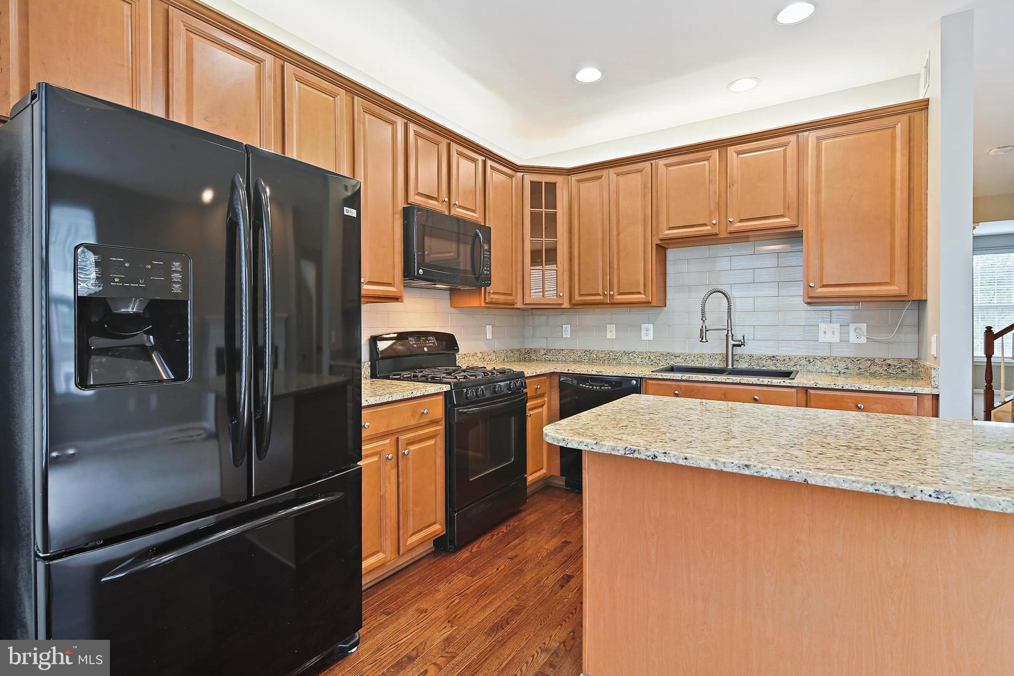 JENNIFER MEADOWS - Residential