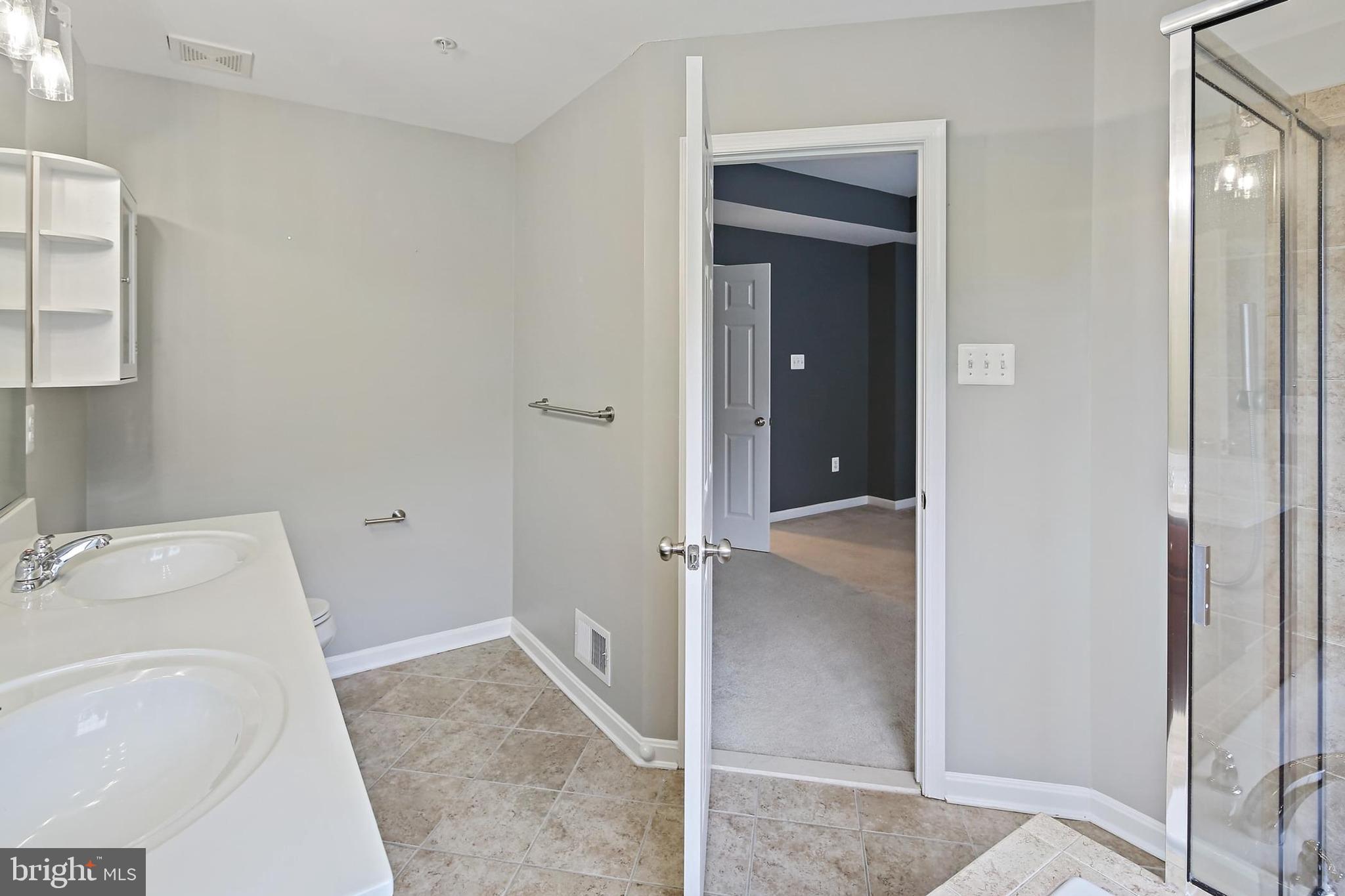 JENNIFER MEADOWS - Residential