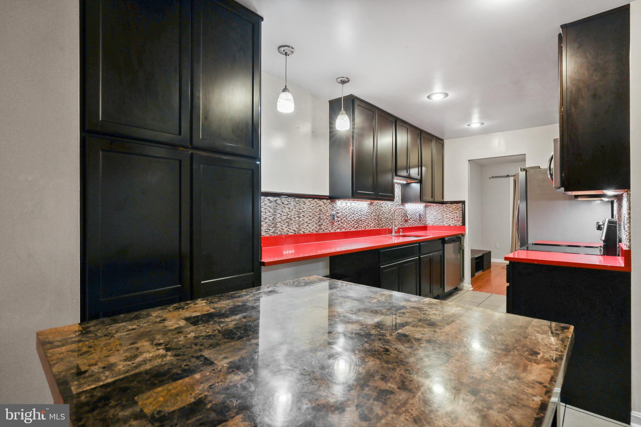 EVERGREEN AT PUTTY HILL - Residential