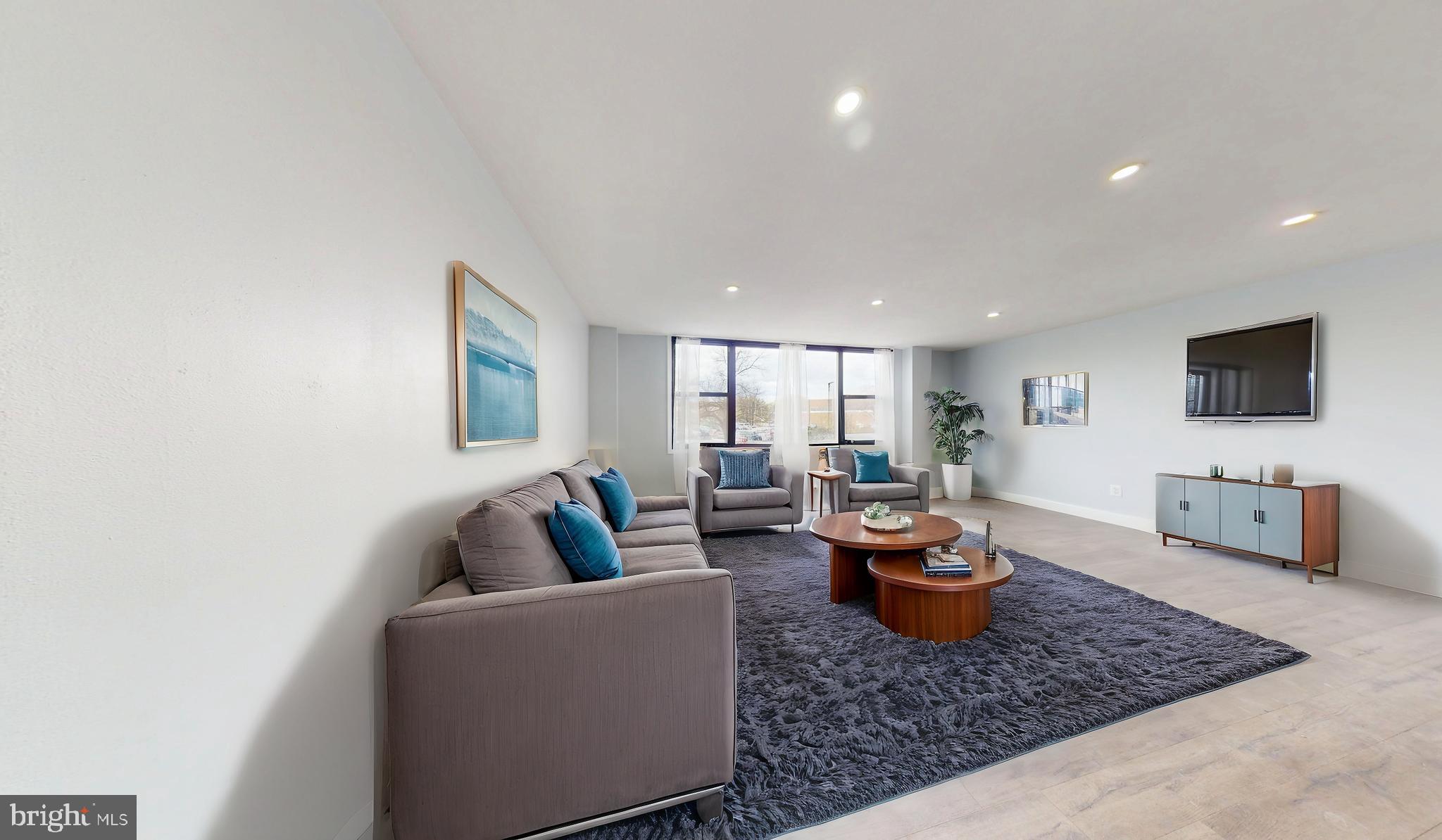 FORTY SIX HUNDRED - Commercial Sale