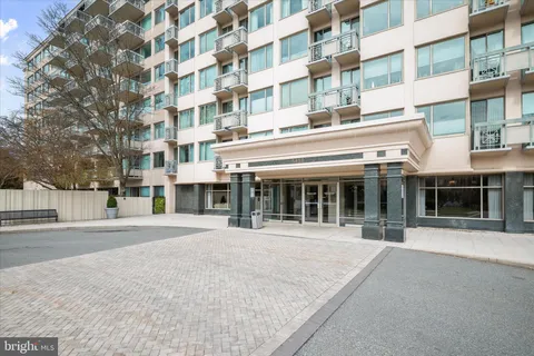 5450 Whitley Park Terrace Unit 507, Bethesda, MD 20814 - #: MDMC2220044