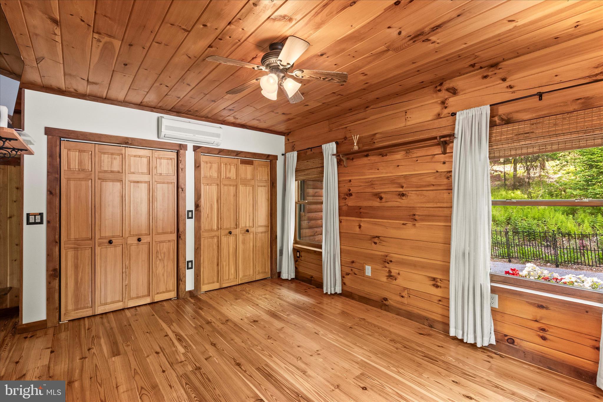 MENALLEN TOWNSHIP - Residential
