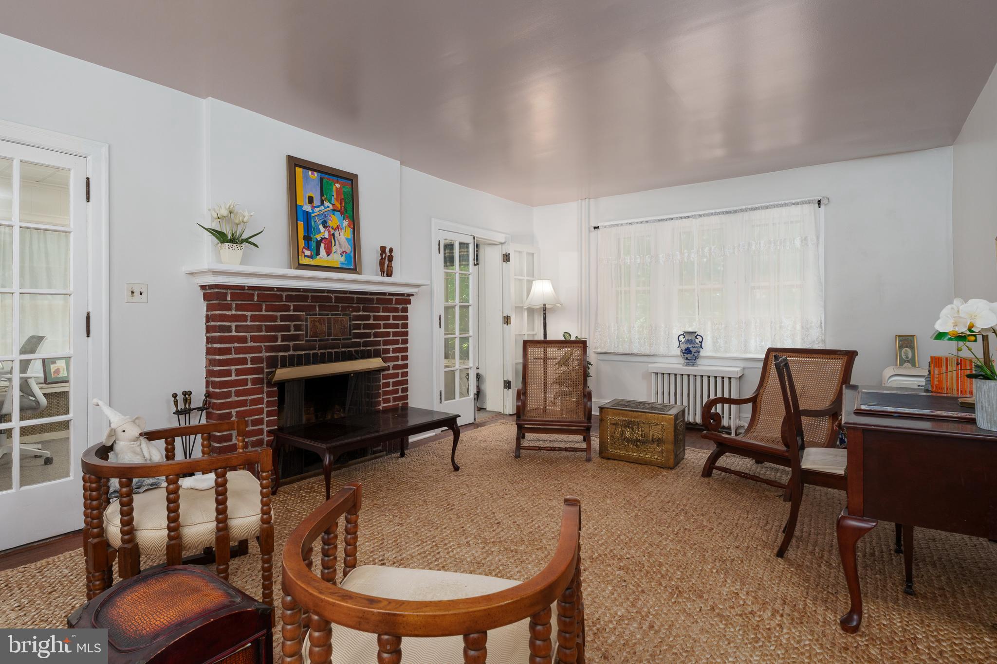1 KENSINGTON AVENUE