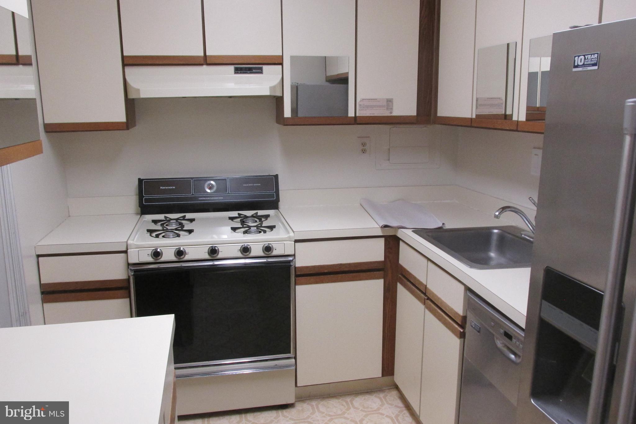 THE CARLTON - Residential