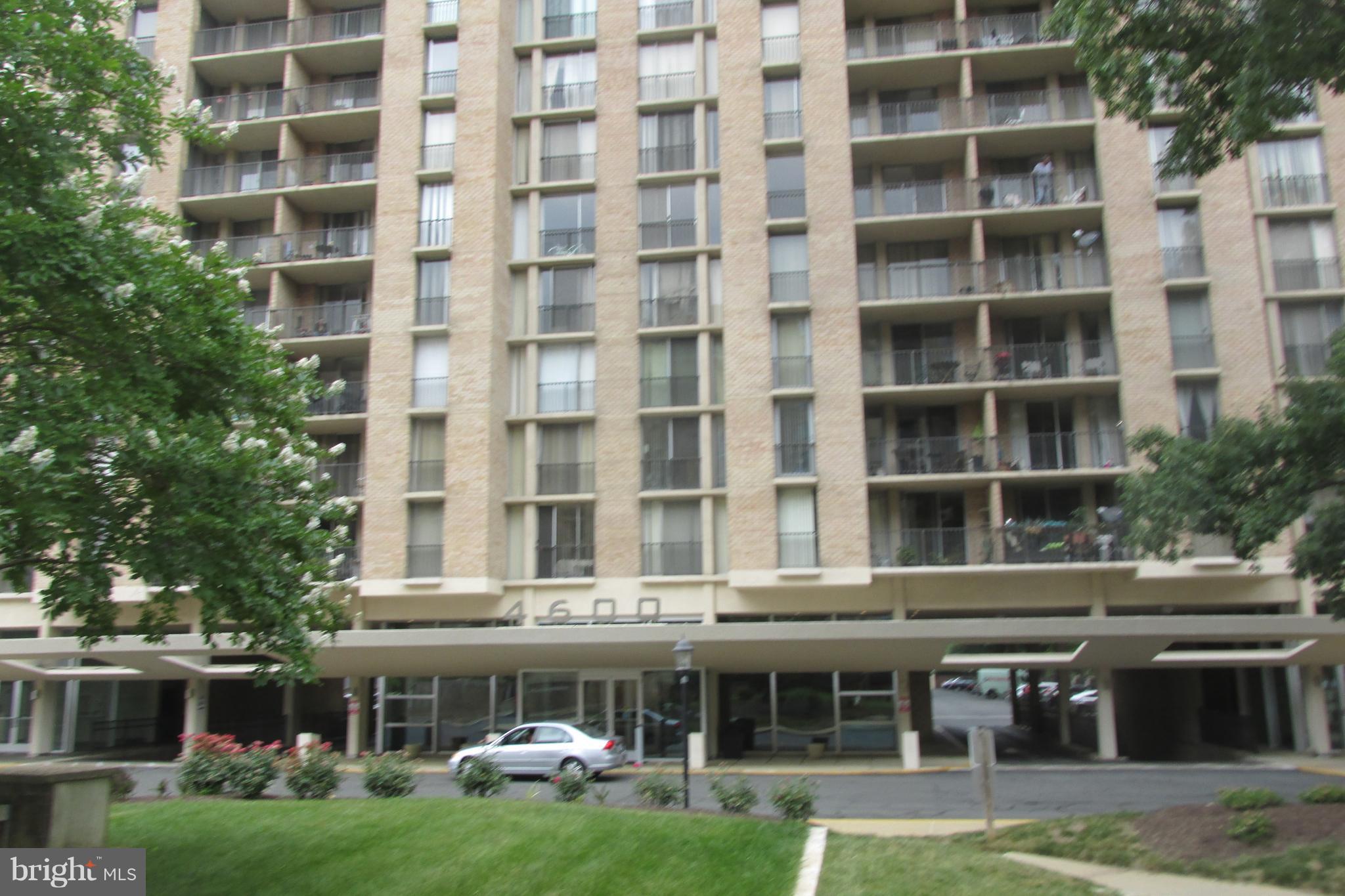 THE CARLTON - Residential