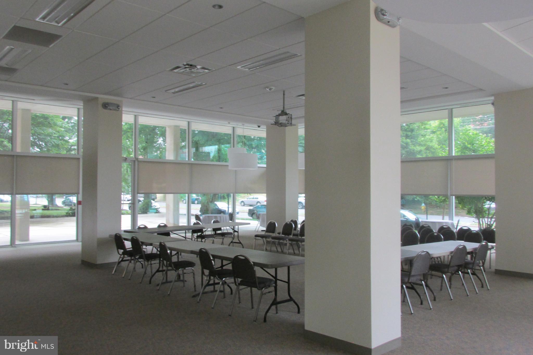 THE CARLTON - Residential