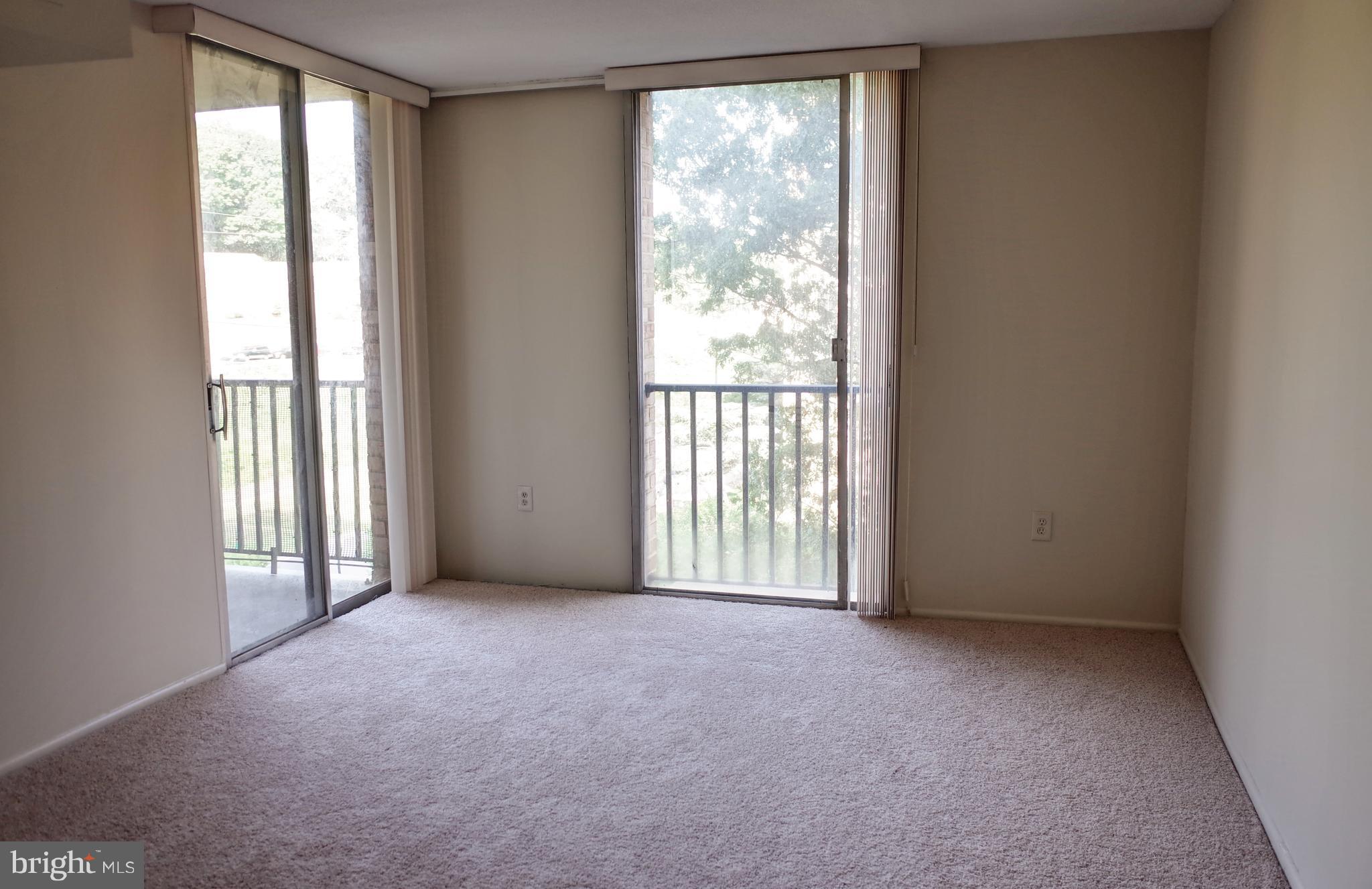 THE CARLTON - Residential