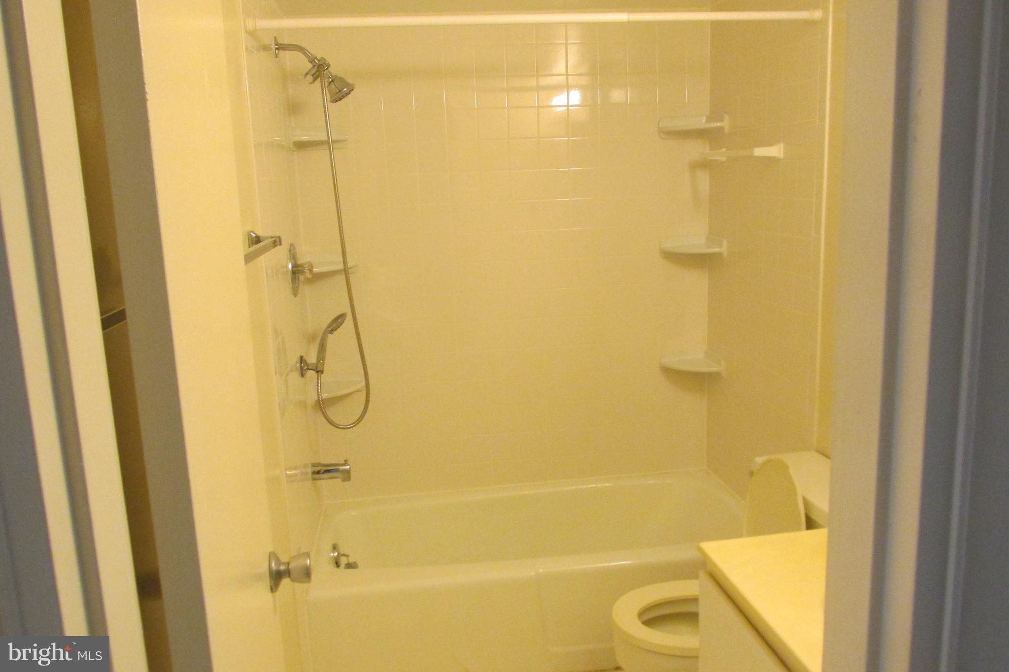 THE CARLTON - Residential