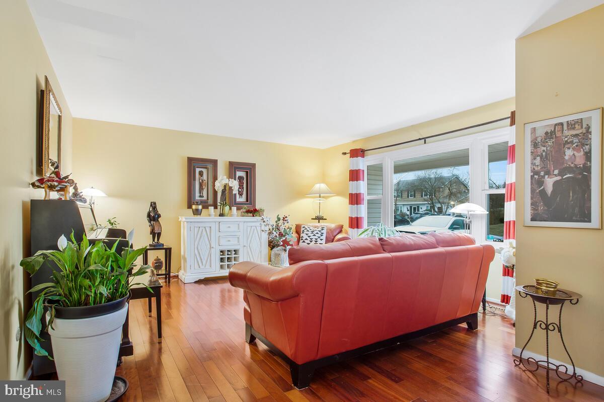 MEADOWBROOK AT BELAIR - Residential