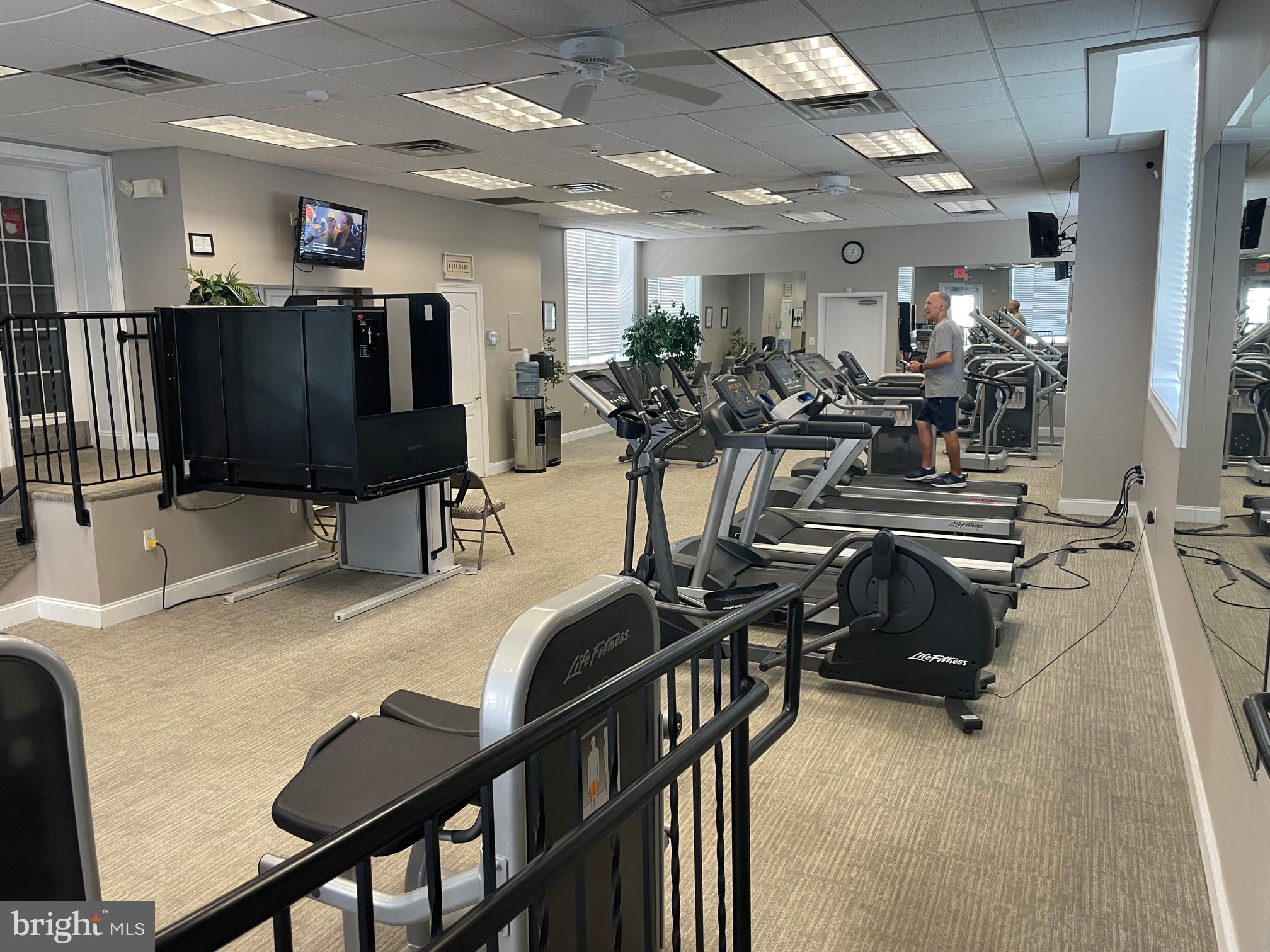 VICTORIAN VILLAGE - Residential Lease