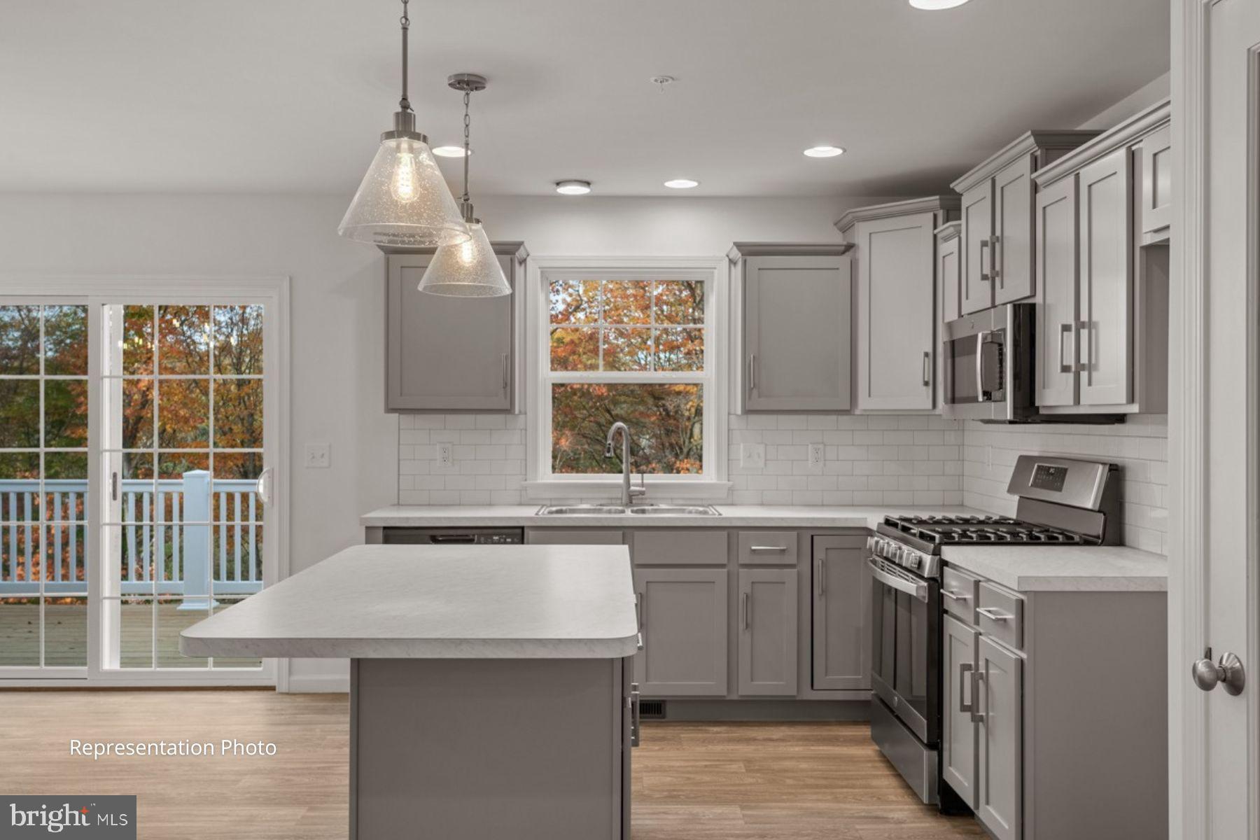 113 BEECH TREE COURT 075-12