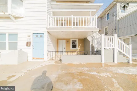 115 N Delancy Place Unit 2ND FLOOR, Atlantic City, NJ MLS: NJAC2023136