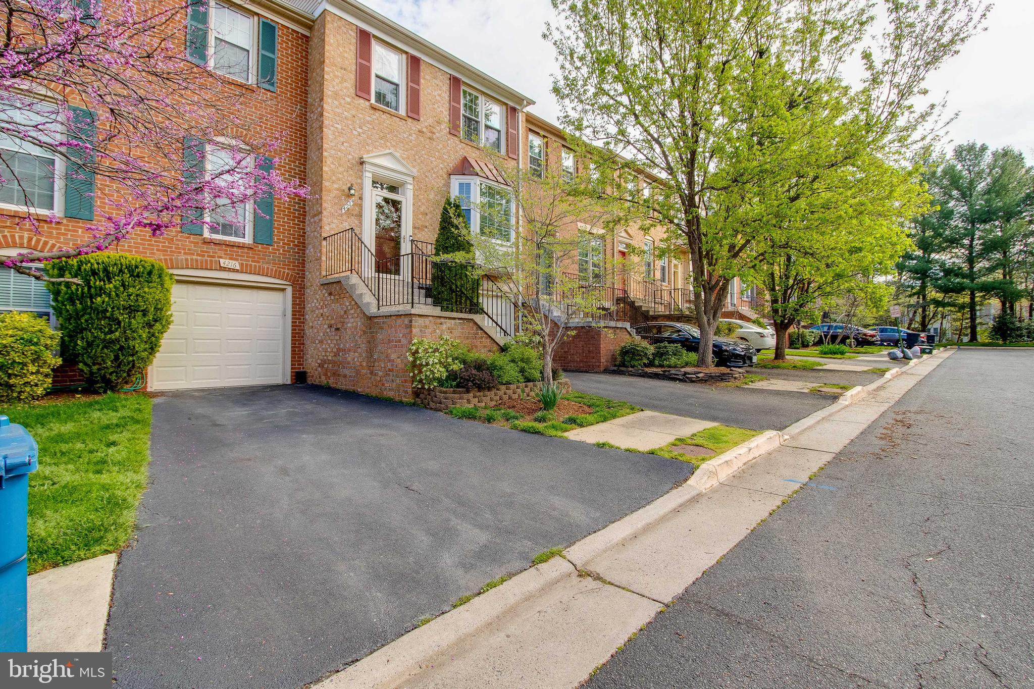 FAIR RIDGE - Residential