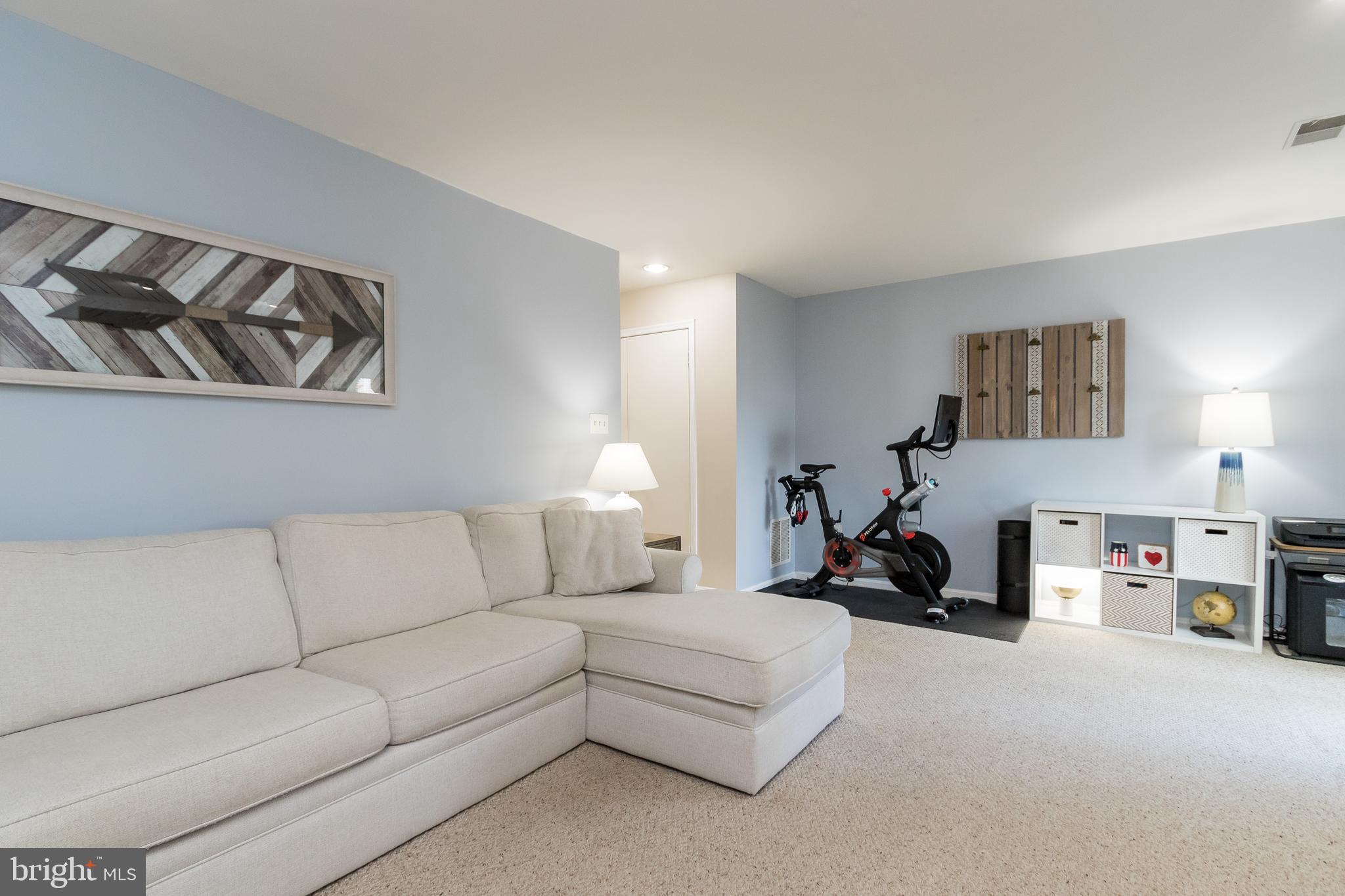 FAIR RIDGE - Residential