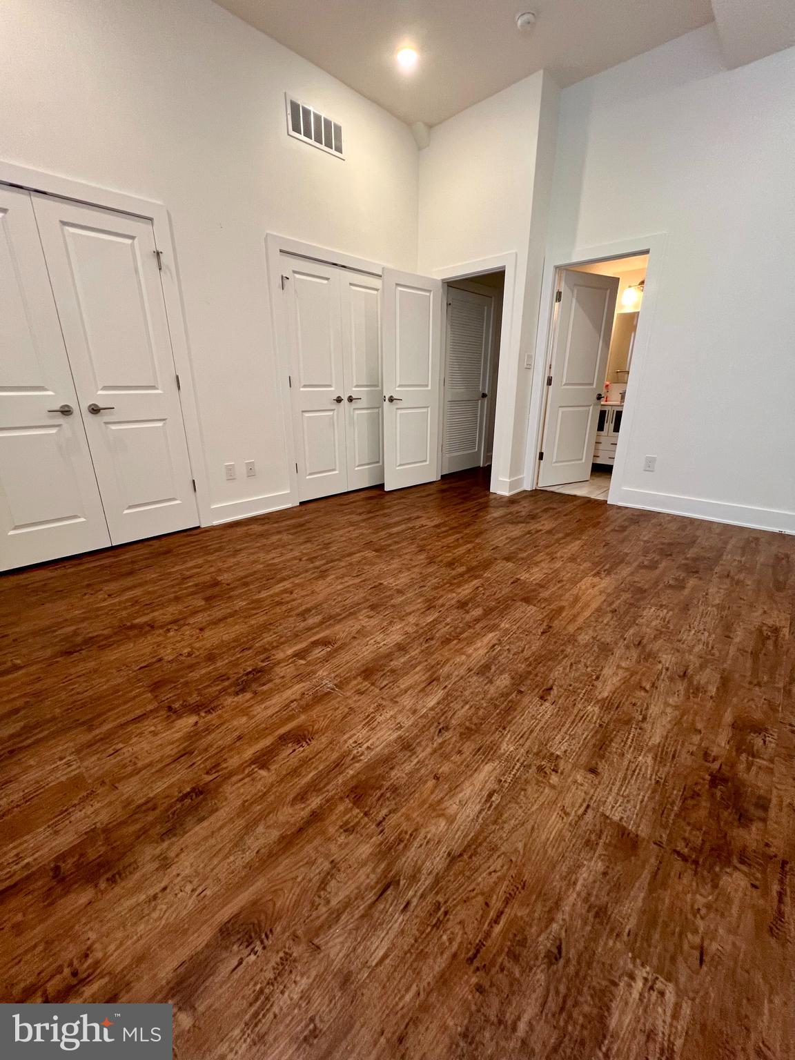 EAST KENSINGTON - Residential Lease