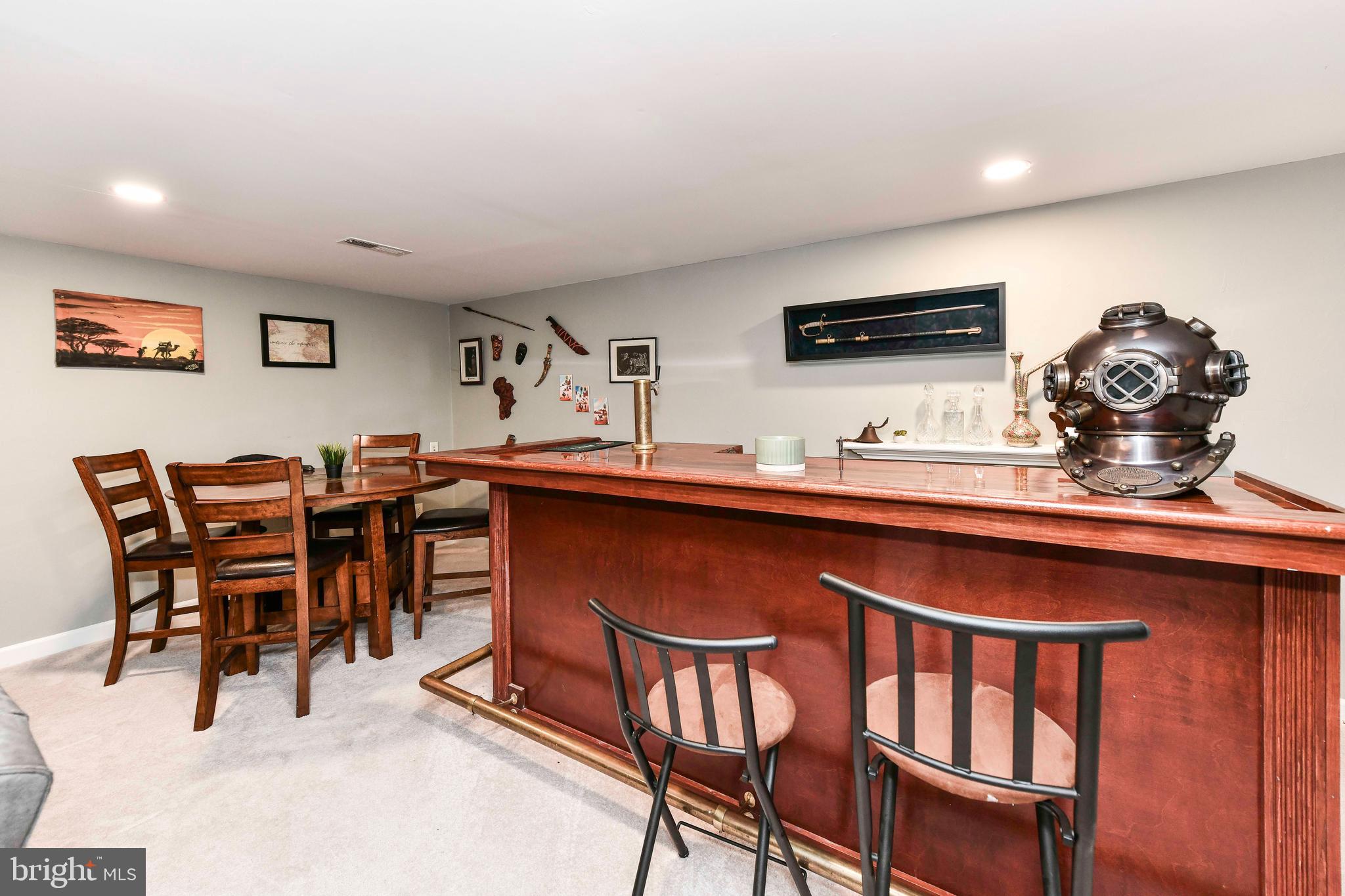 KINGS PARK WEST - Residential Lease