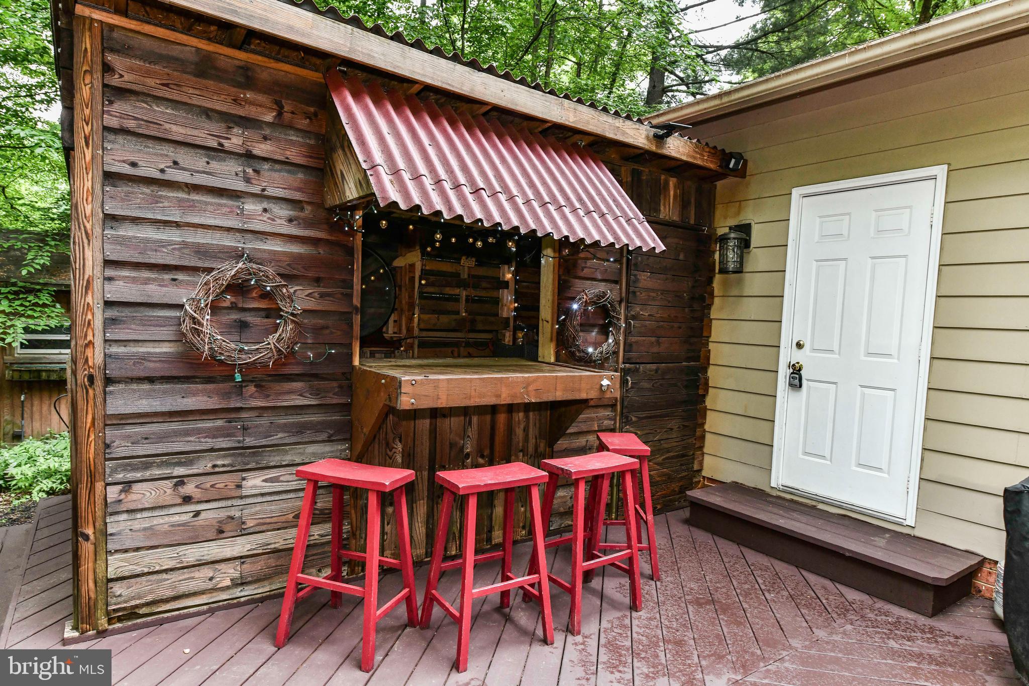 KINGS PARK WEST - Residential Lease