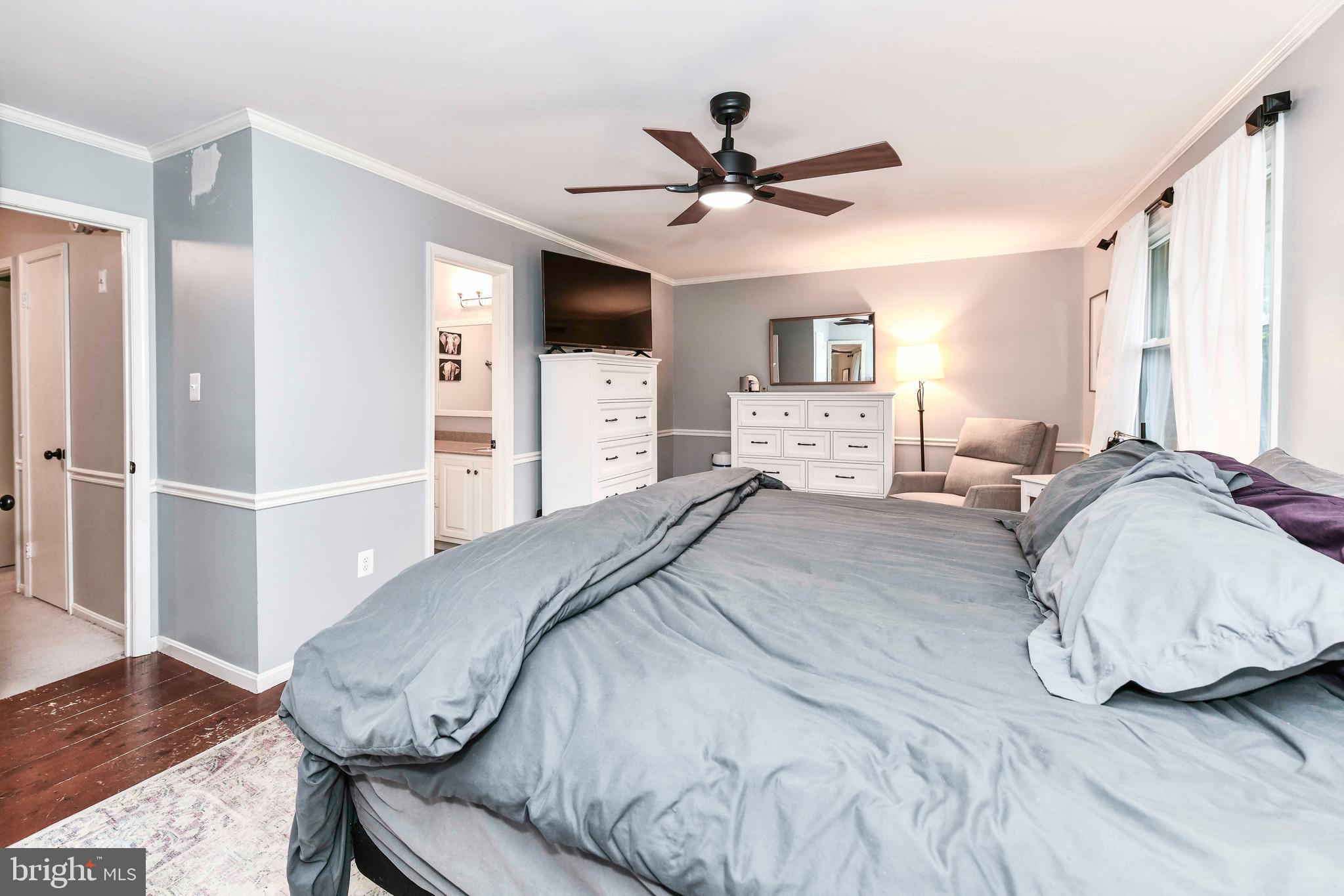 KINGS PARK WEST - Residential Lease