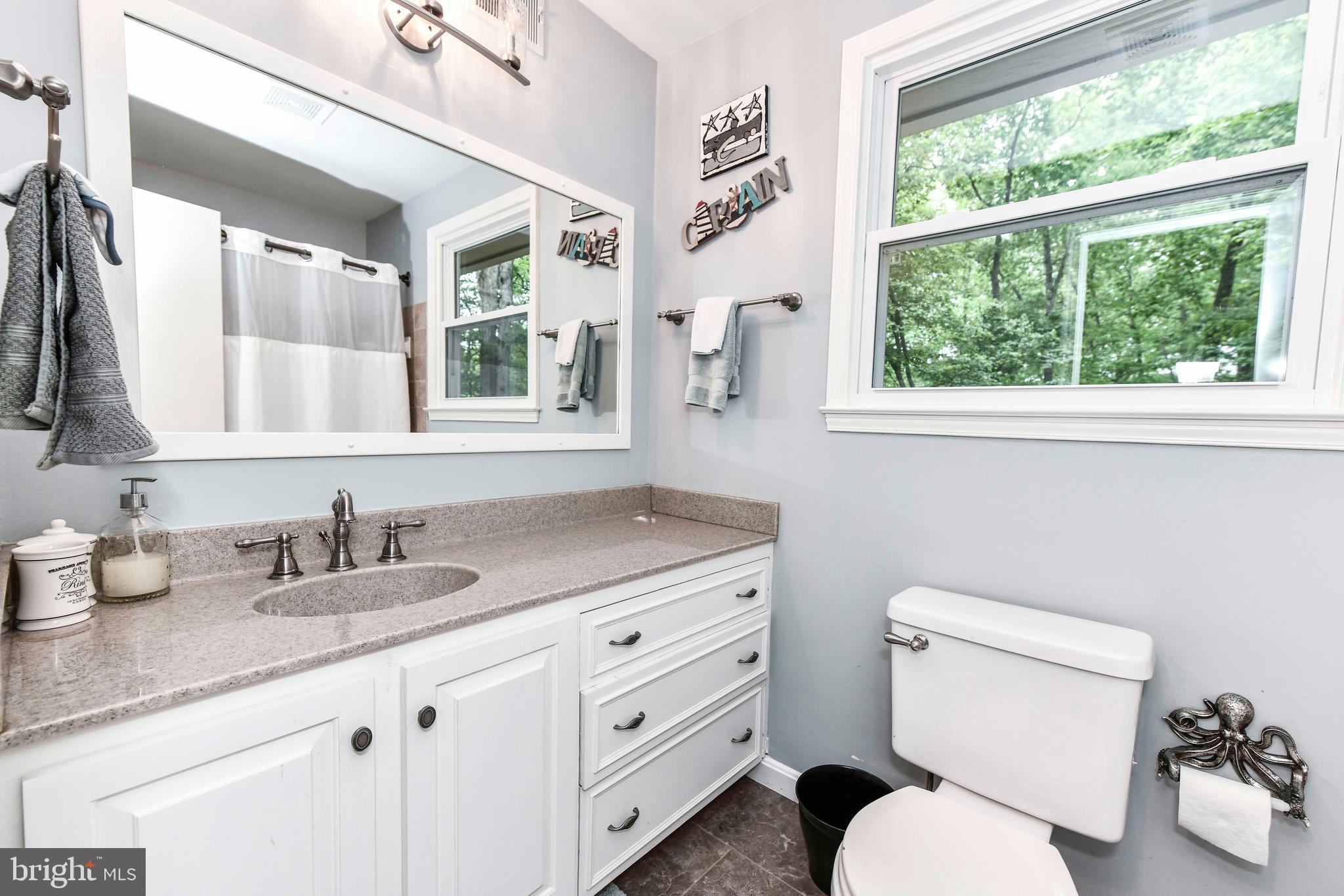 KINGS PARK WEST - Residential Lease