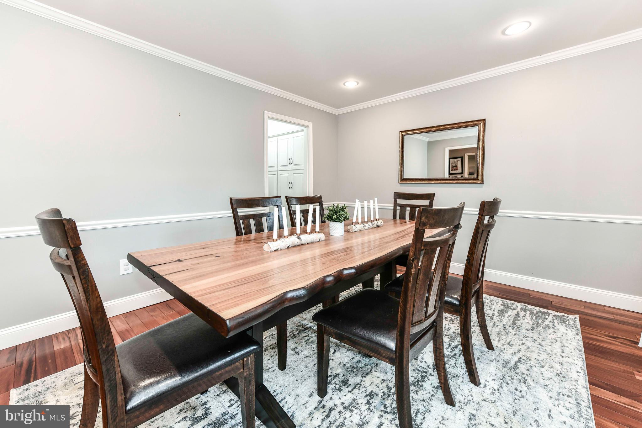 KINGS PARK WEST - Residential Lease