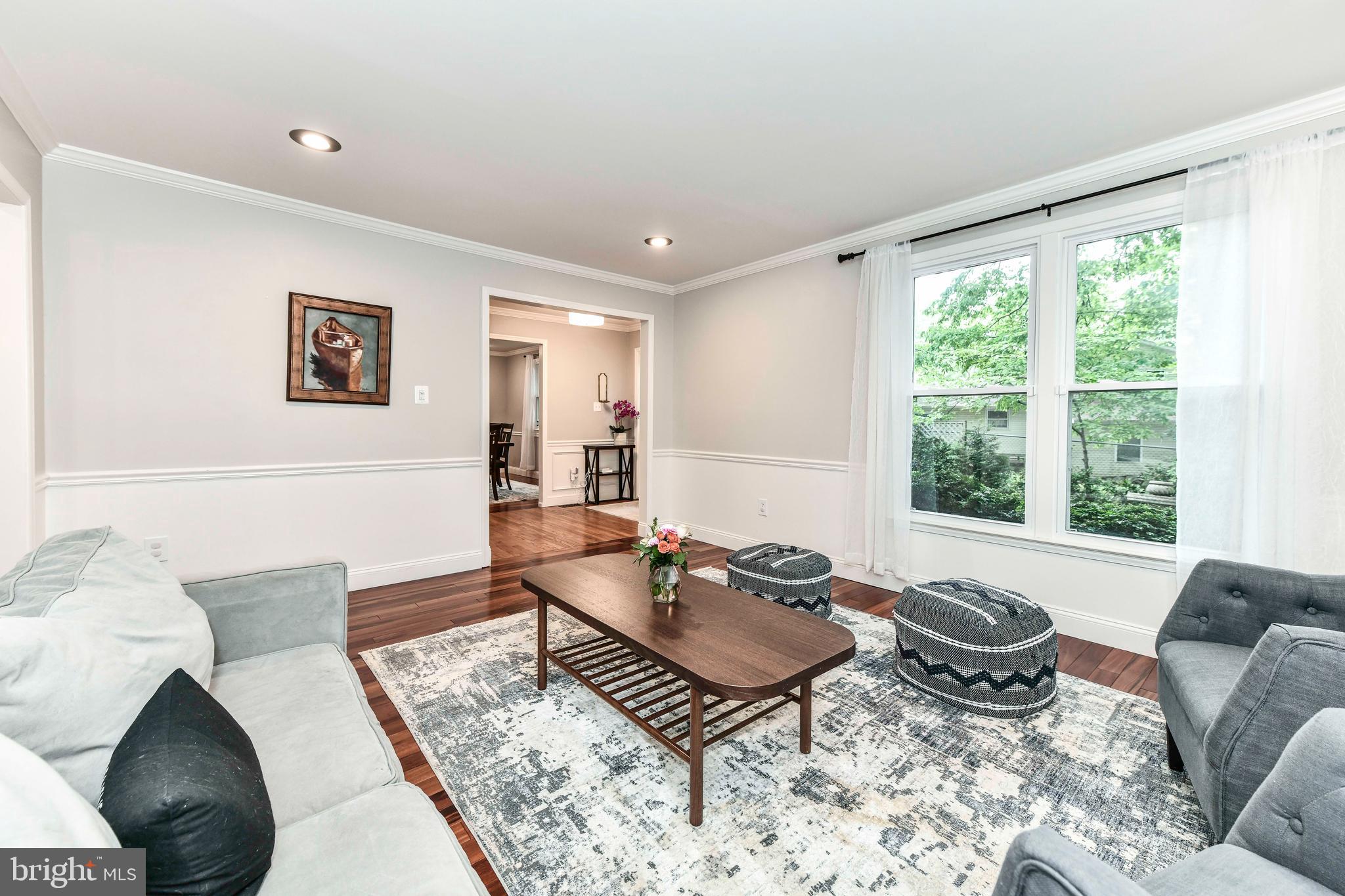 KINGS PARK WEST - Residential Lease