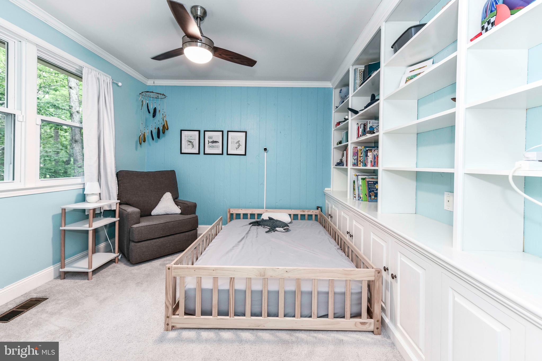 KINGS PARK WEST - Residential Lease