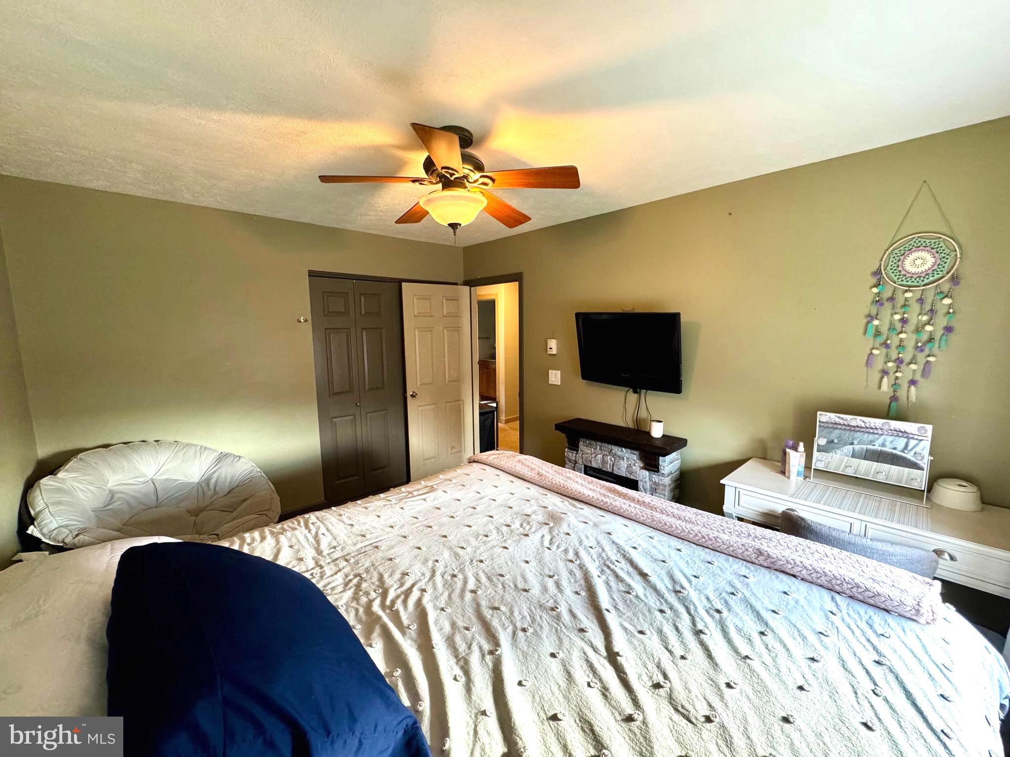 LEMONT - Residential