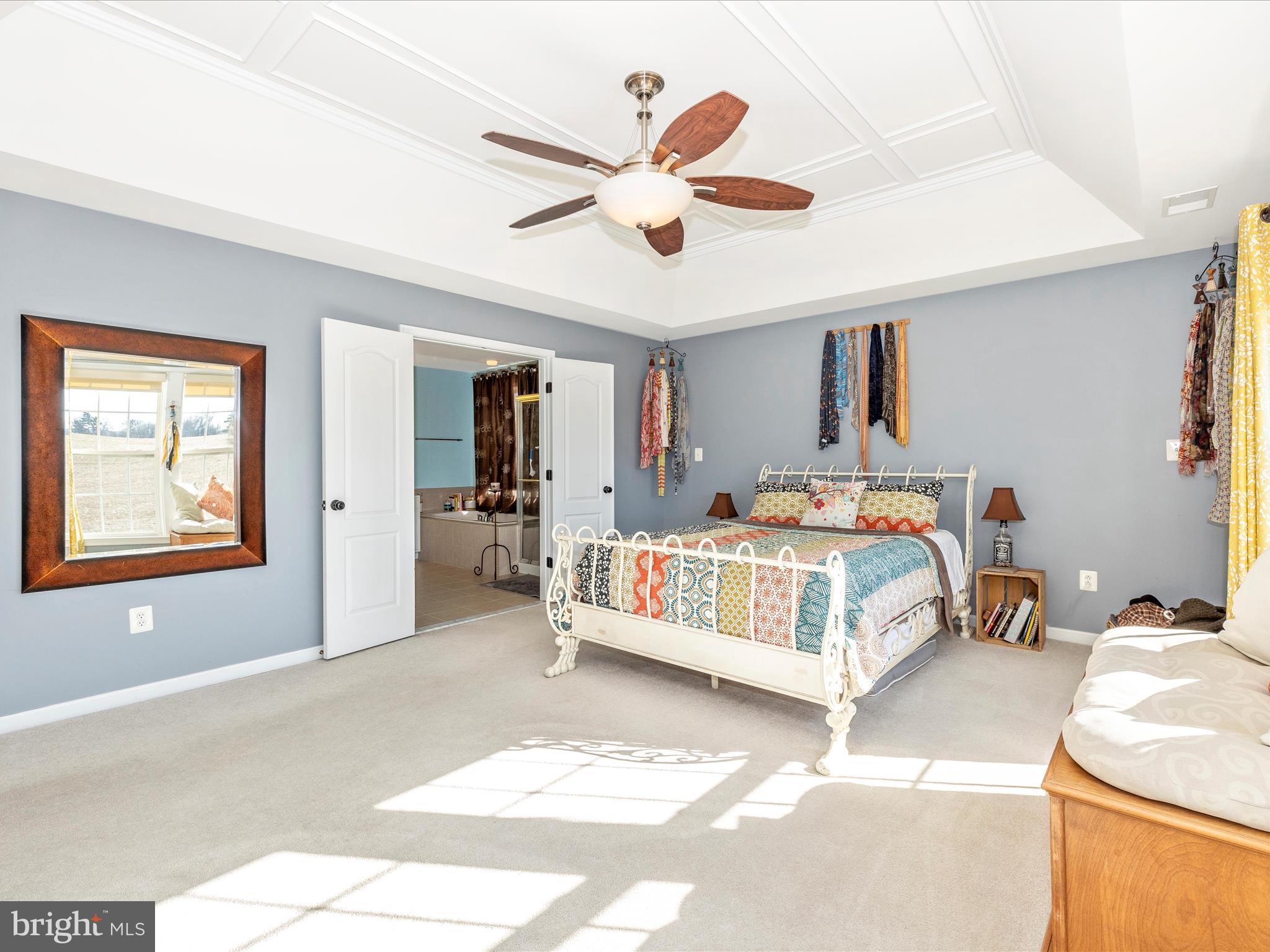 GALYN MANOR - Residential