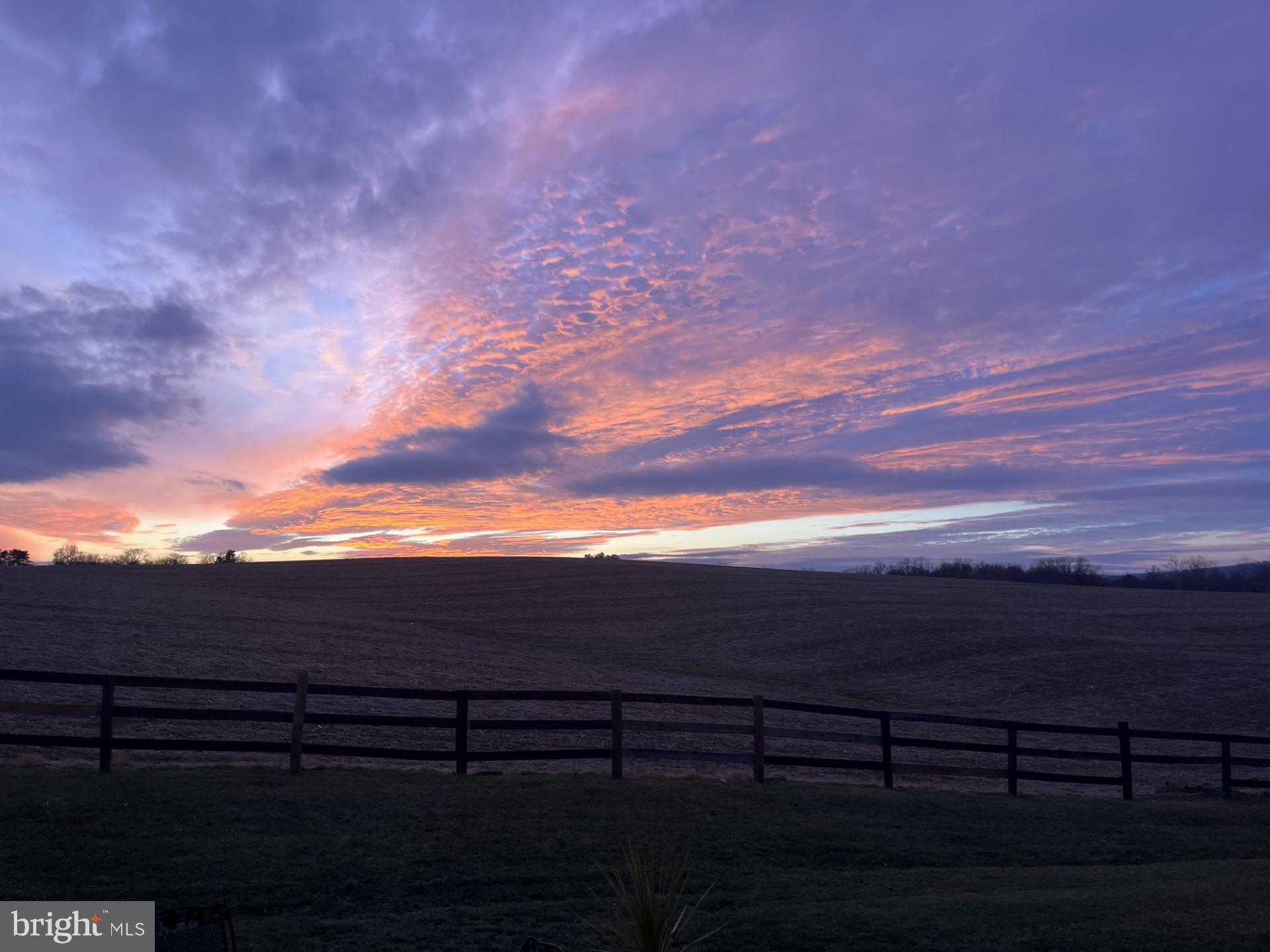GALYN MANOR - Residential
