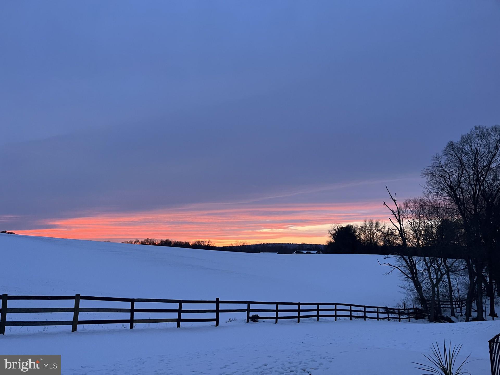 GALYN MANOR - Residential