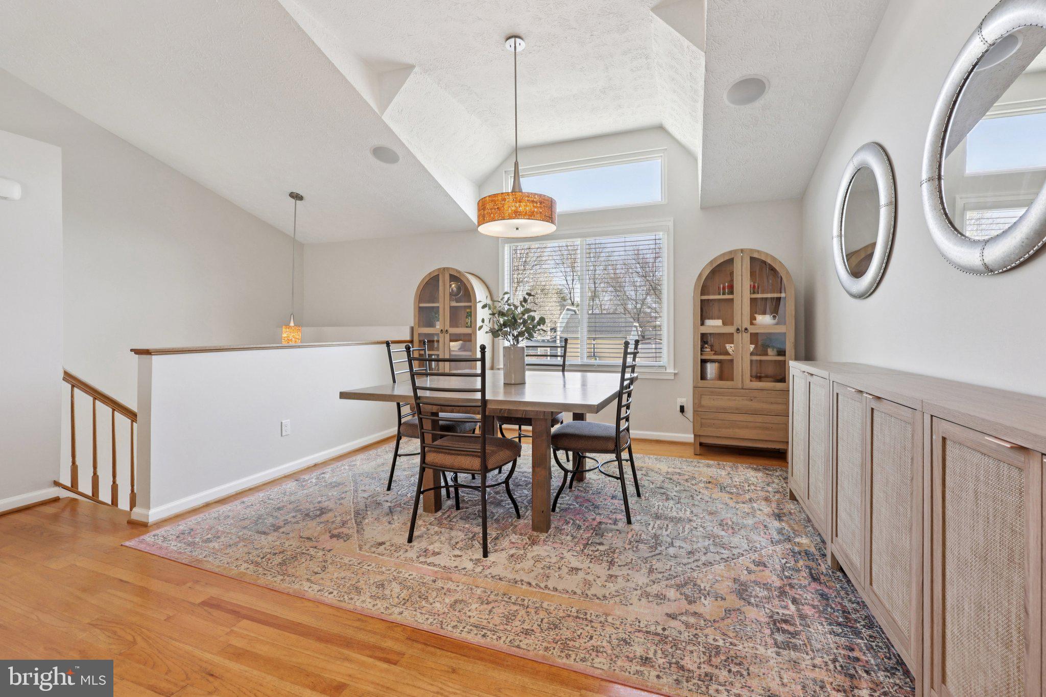 DOMINION VIEW - Residential