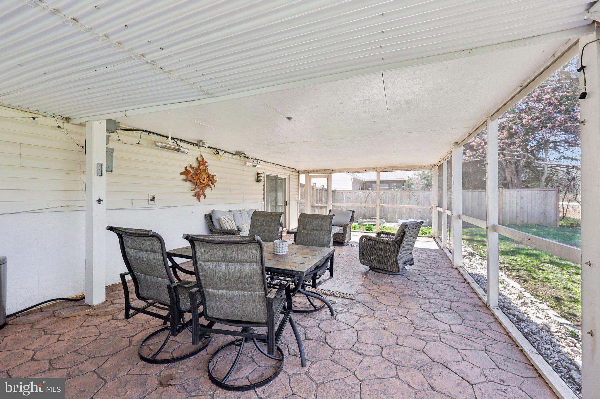 DOMINION VIEW - Residential