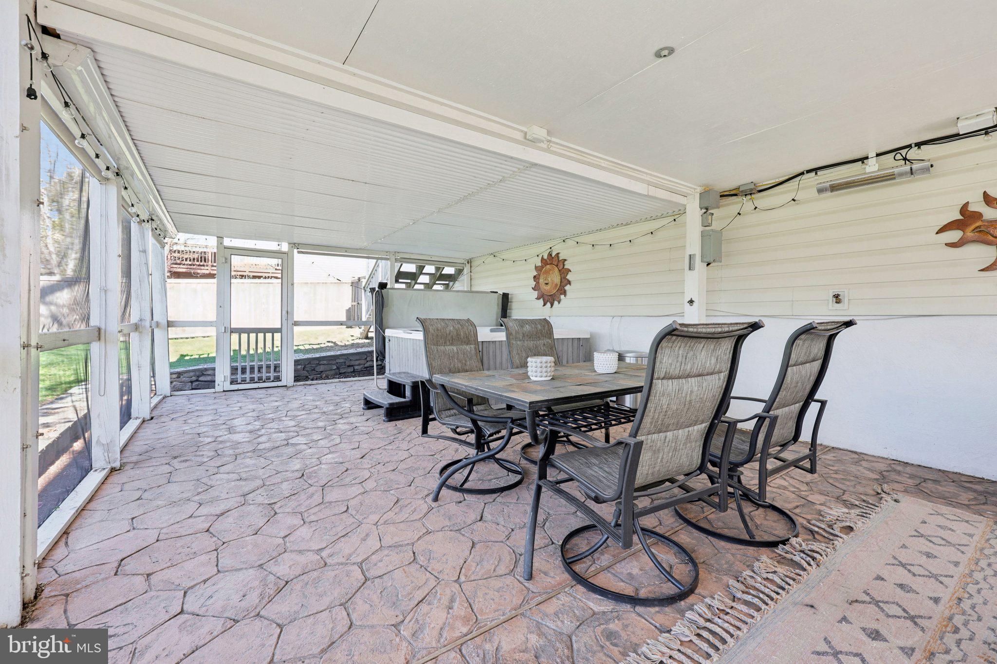 DOMINION VIEW - Residential